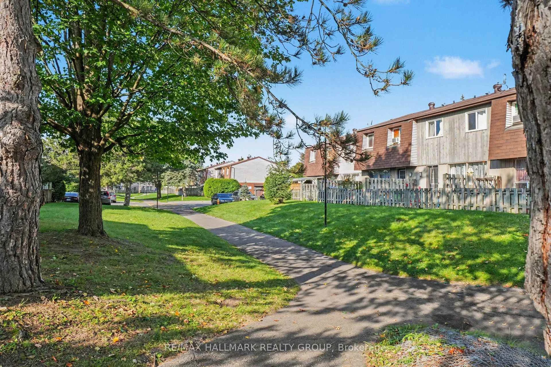Photo 54 of Unit 101, 3045 Olympic Way, Ottawa, Blossom Park/Leitrim — HOMEH