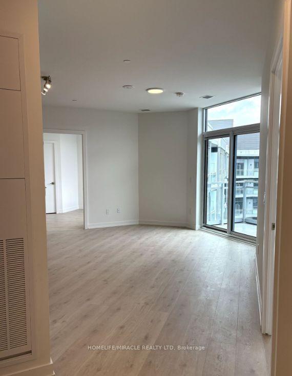 Photo 3 of Unit 453, 2501 Saw Whet Boulevard, Oakville, Glen Abbey — HOMEH