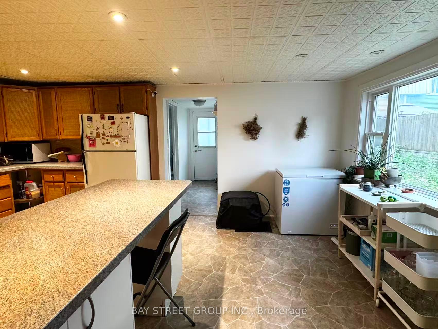 Photo 5 of 280 St Andrew Street, Ottawa, Lower Town — HOMEH
