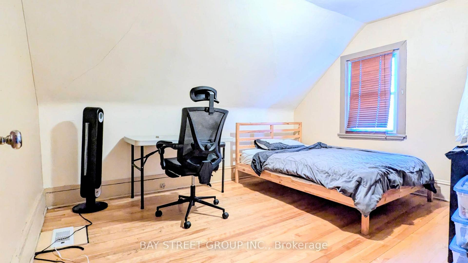 Photo 11 of 280 St Andrew Street, Ottawa, Lower Town — HOMEH