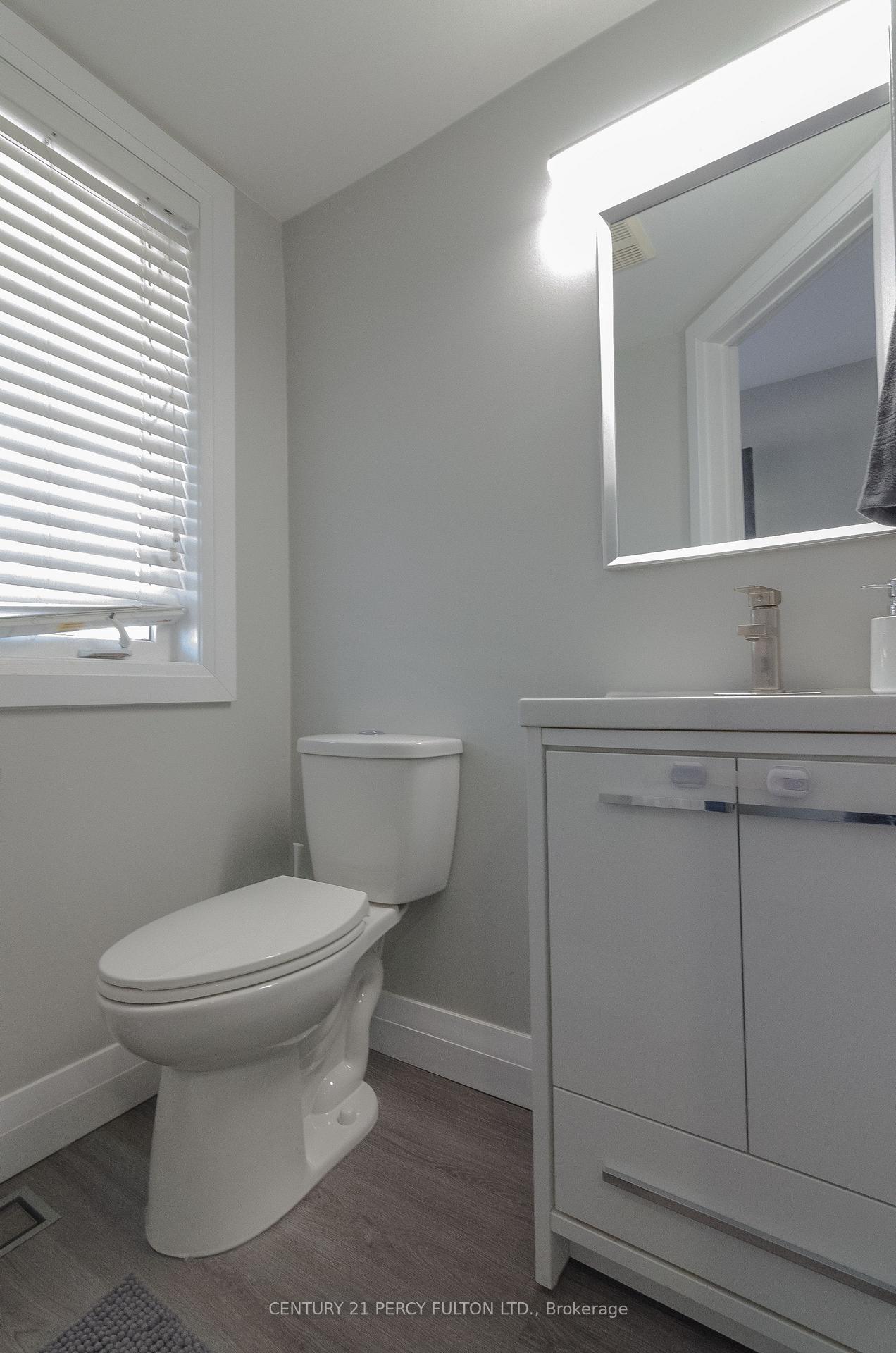 Photo 14 of 19 Odessa Crescent, Whitby, Rolling Acres — HOMEH