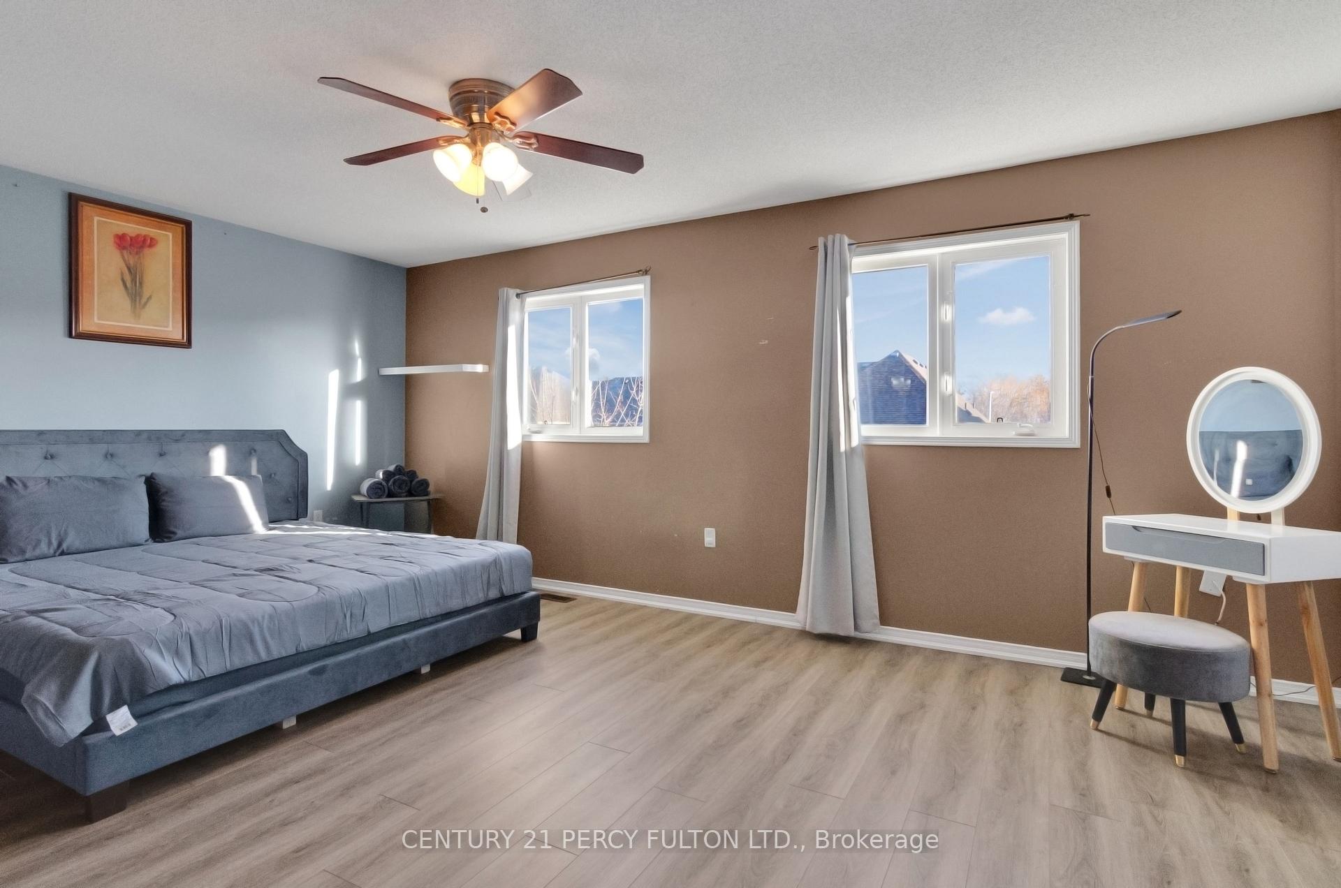 Photo 15 of 19 Odessa Crescent, Whitby, Rolling Acres — HOMEH