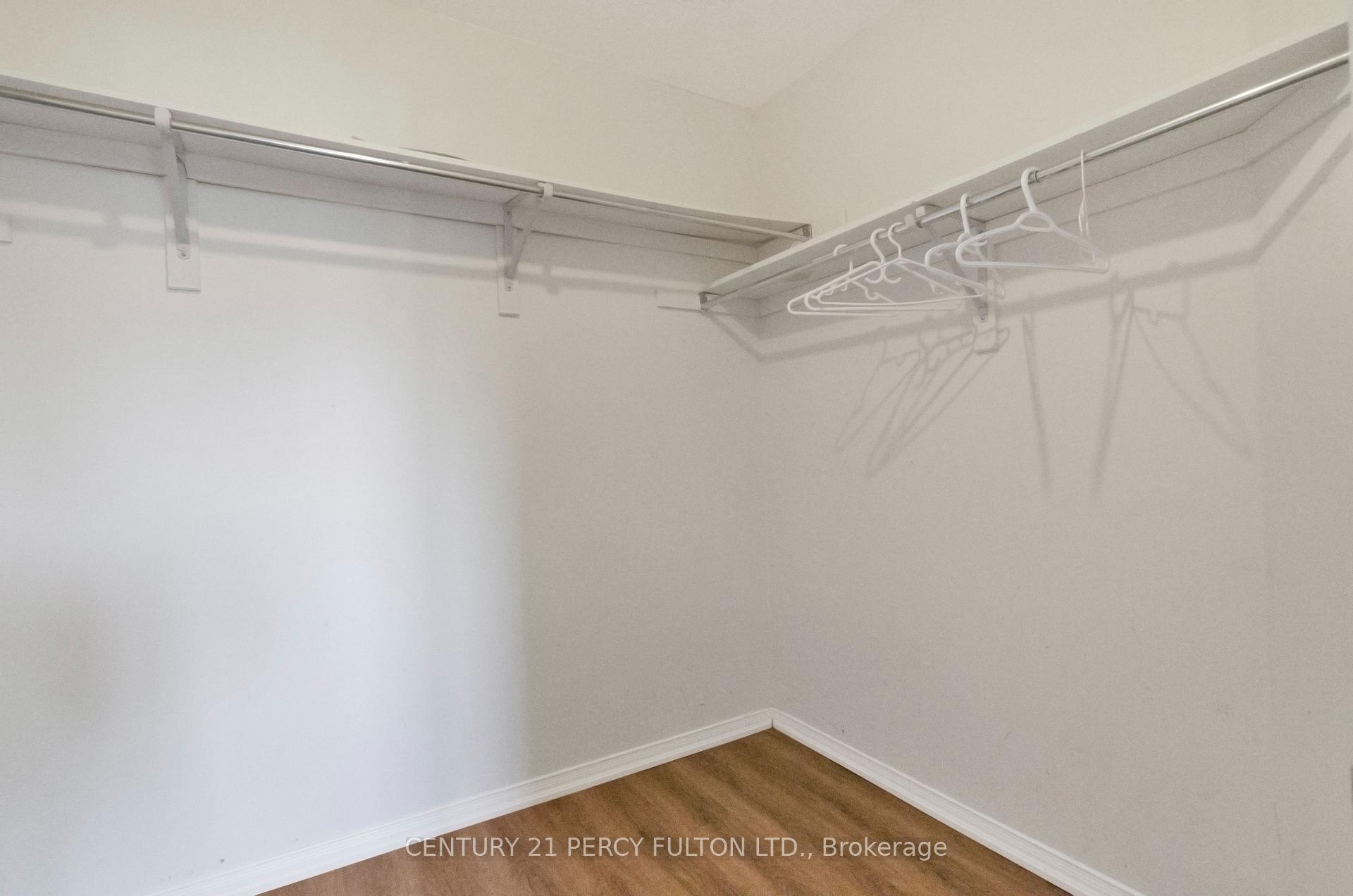 Photo 18 of 19 Odessa Crescent, Whitby, Rolling Acres — HOMEH