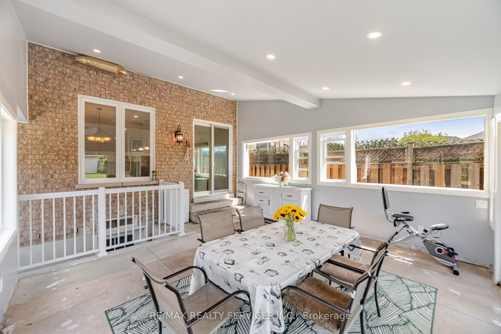 Photo 22 of 32 Deepcoral Court, Brampton, Madoc — HOMEH