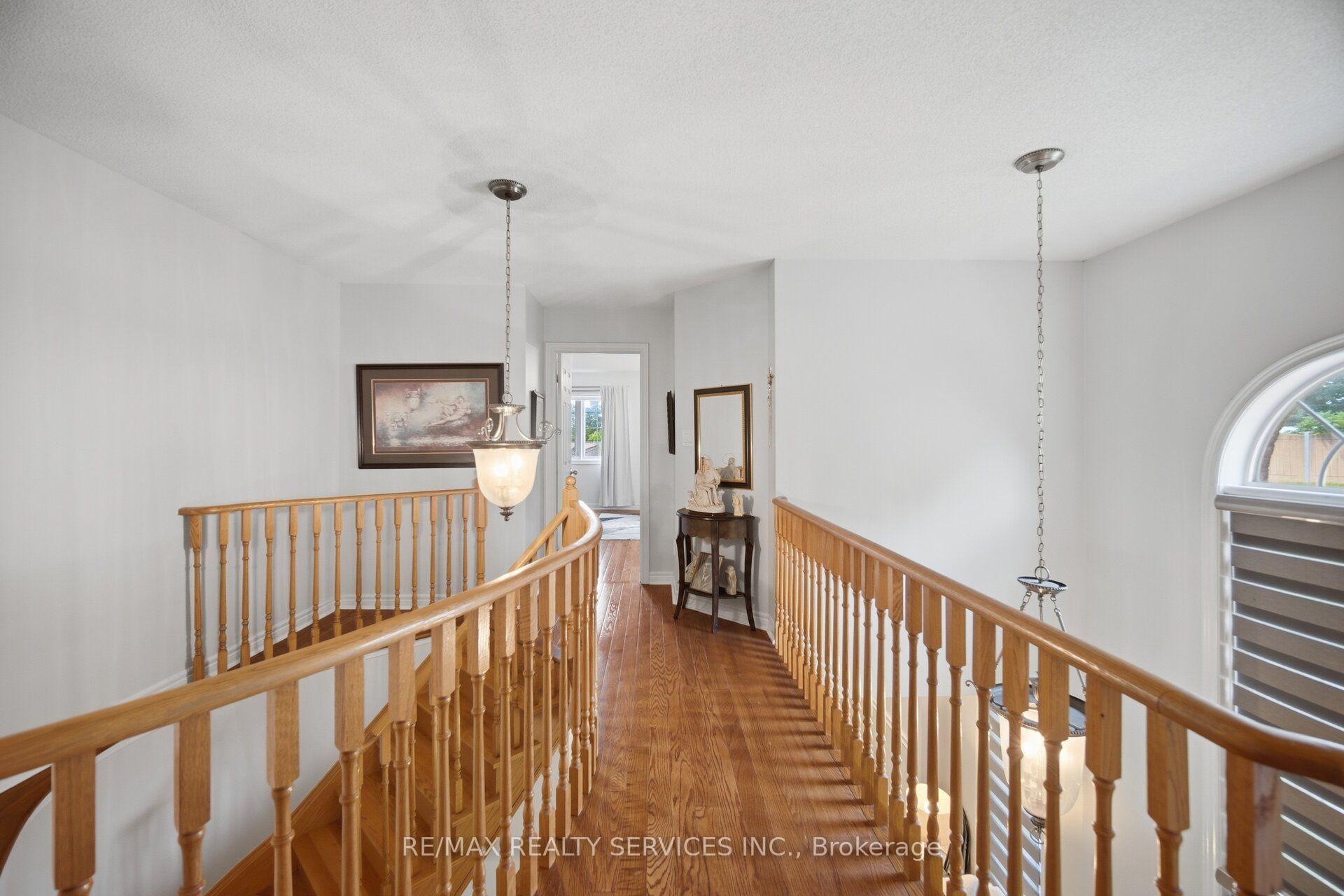 Photo 26 of 32 Deepcoral Court, Brampton, Madoc — HOMEH
