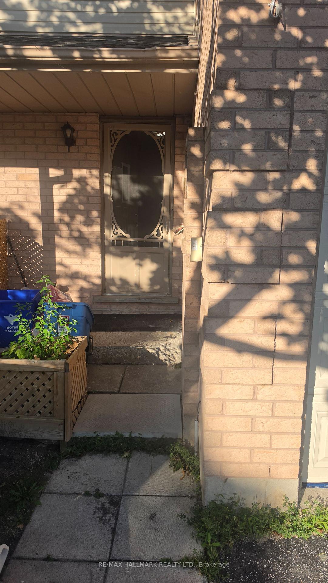 Photo 3 of Unit 10, 531 High Street, Orillia — HOMEH