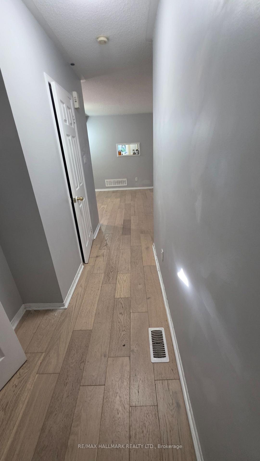 Photo 4 of Unit 10, 531 High Street, Orillia — HOMEH