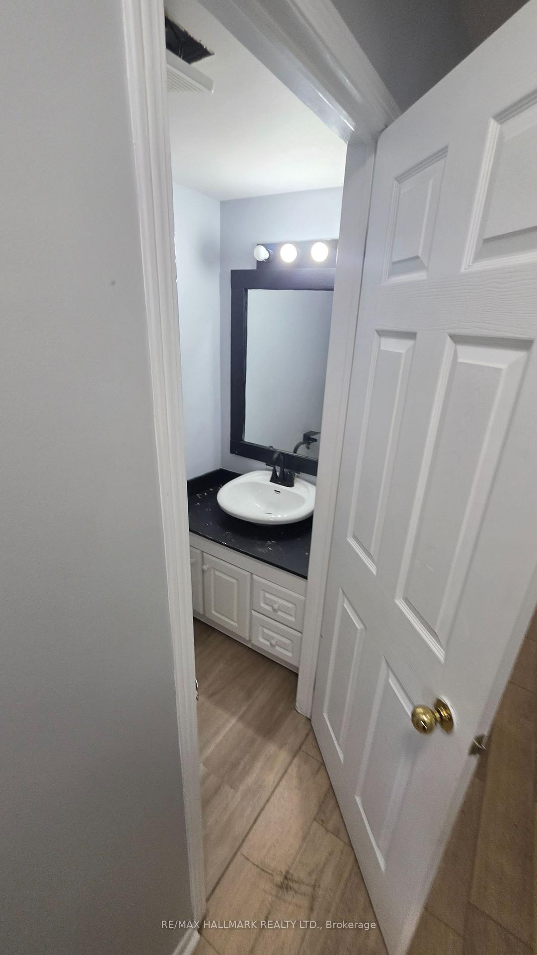 Photo 6 of Unit 10, 531 High Street, Orillia — HOMEH