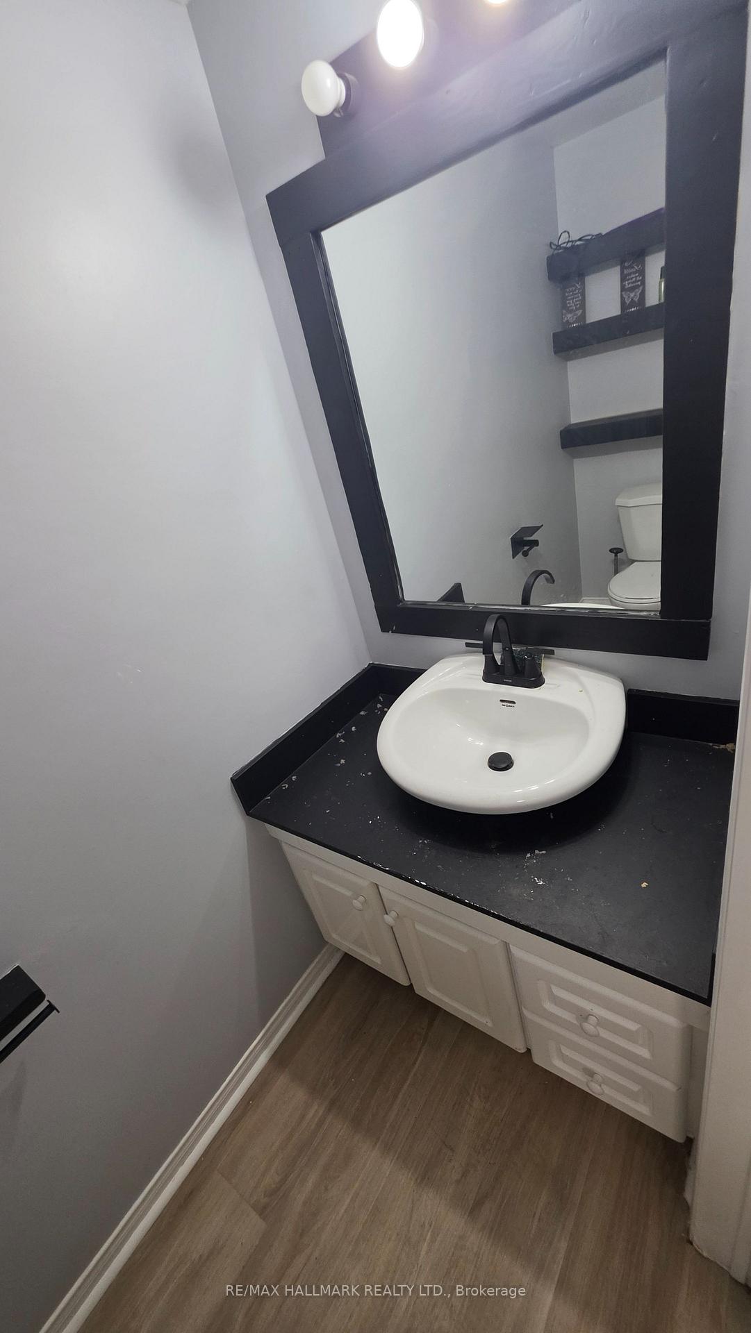 Photo 8 of Unit 10, 531 High Street, Orillia — HOMEH