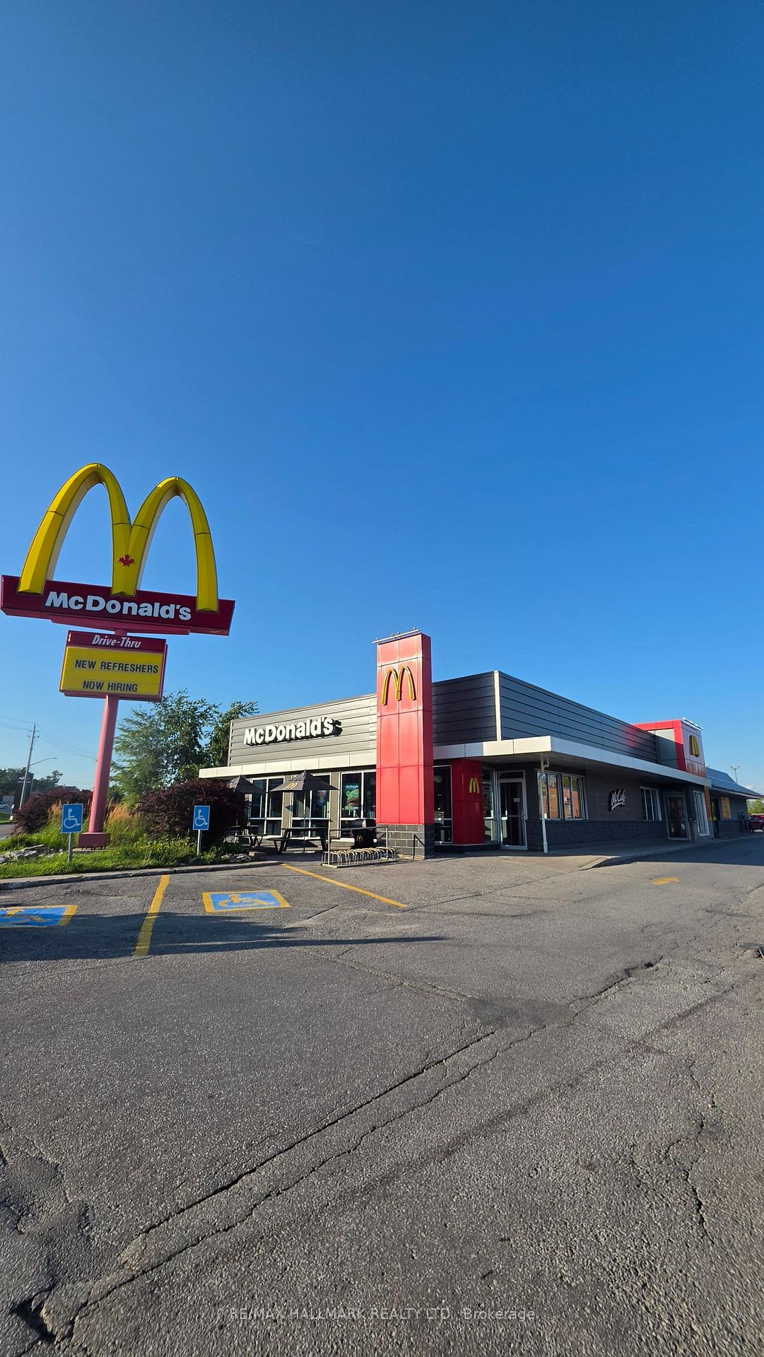 Photo 41 of Unit 10, 531 High Street, Orillia — HOMEH