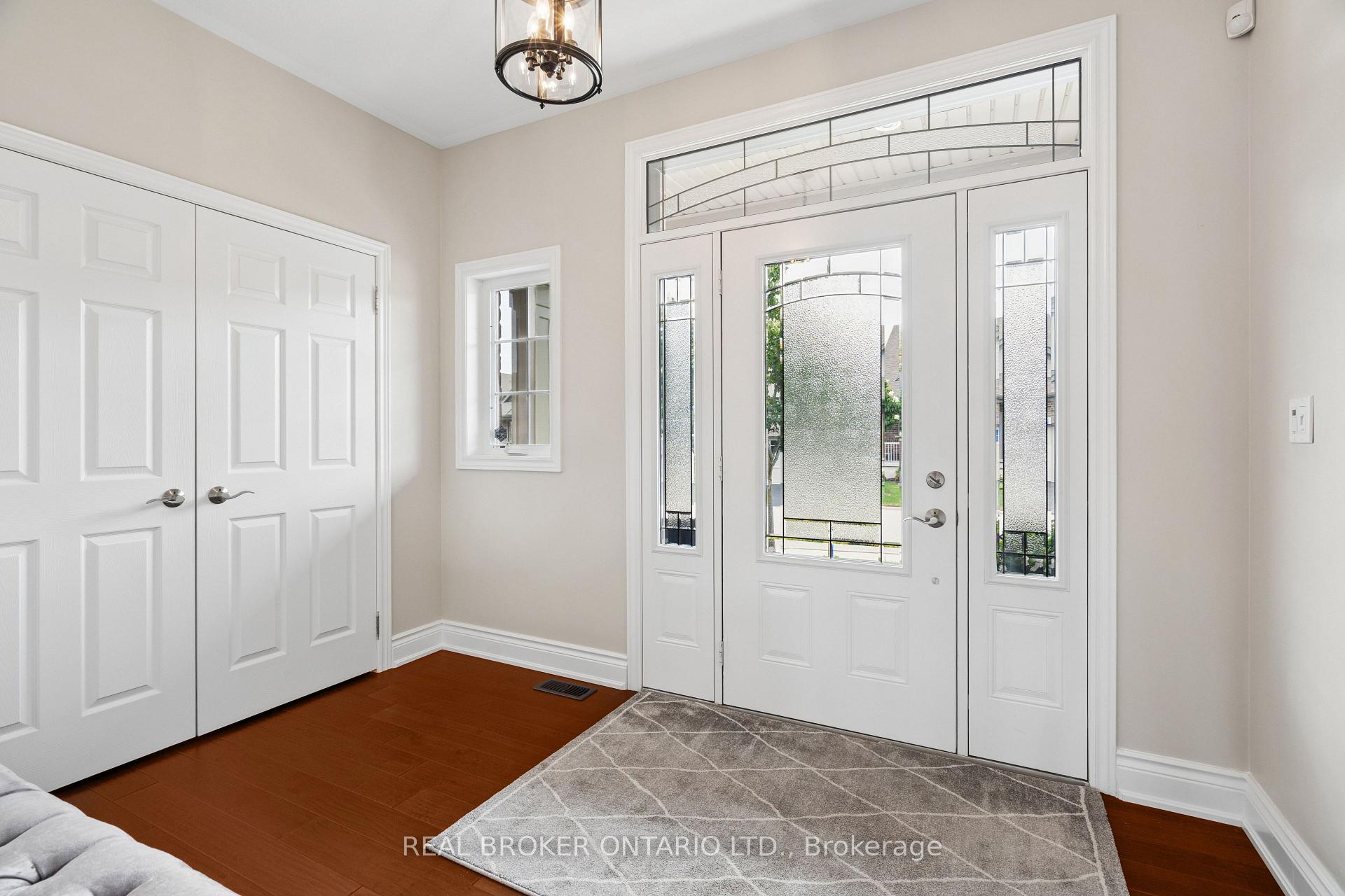 Photo 5 of 14 Chestnut Drive, Guelph/Eramosa, Rockwood — HOMEH