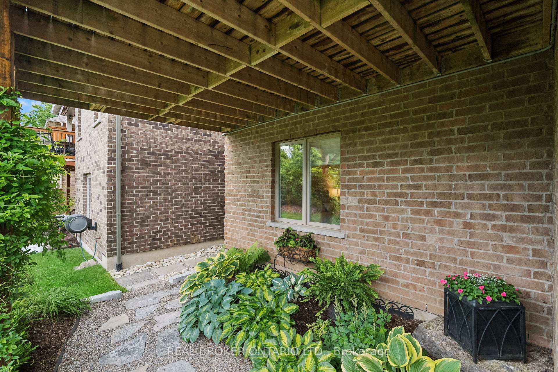 Photo 44 of 14 Chestnut Drive, Guelph/Eramosa, Rockwood — HOMEH