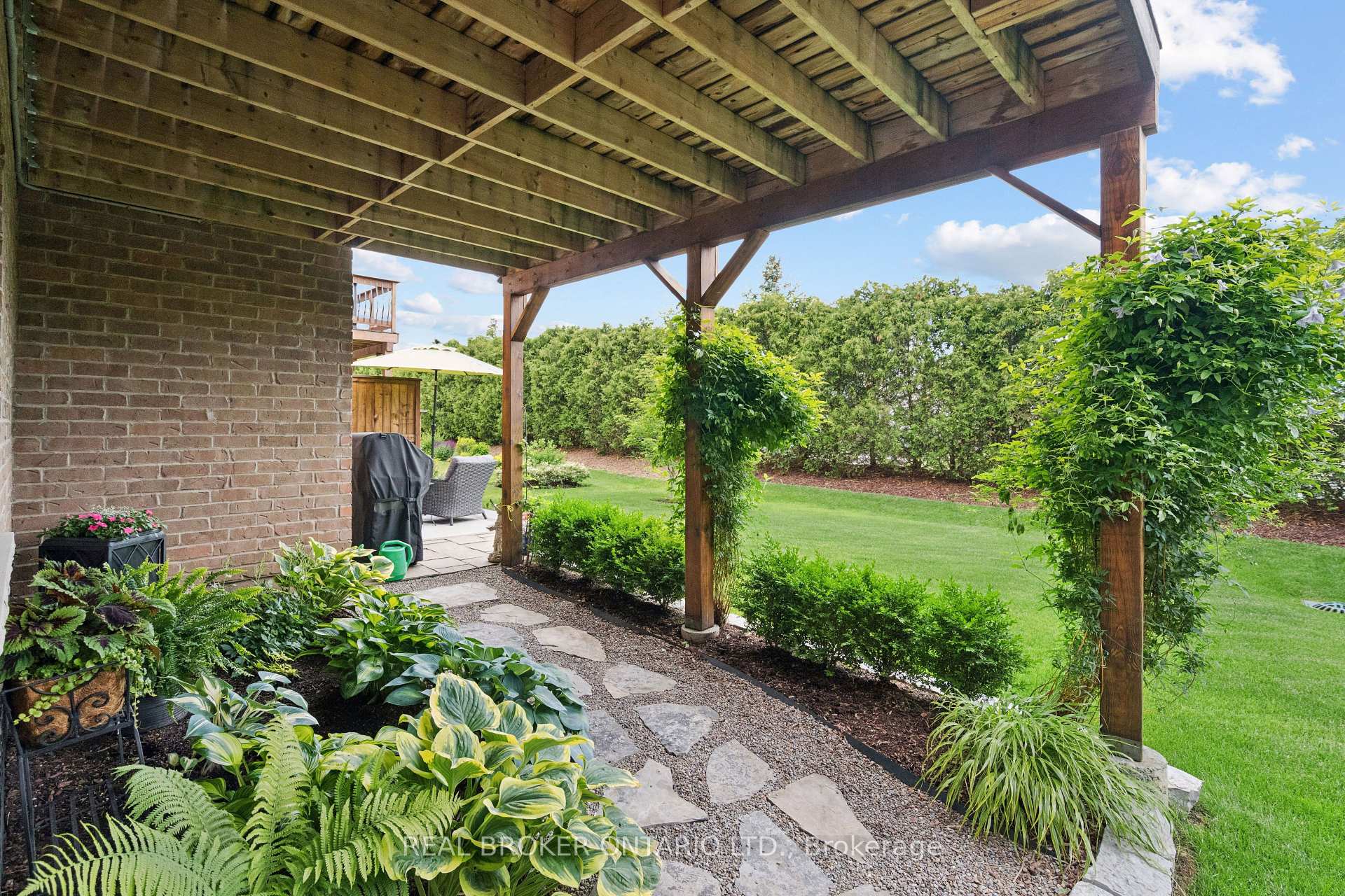 Photo 45 of 14 Chestnut Drive, Guelph/Eramosa, Rockwood — HOMEH