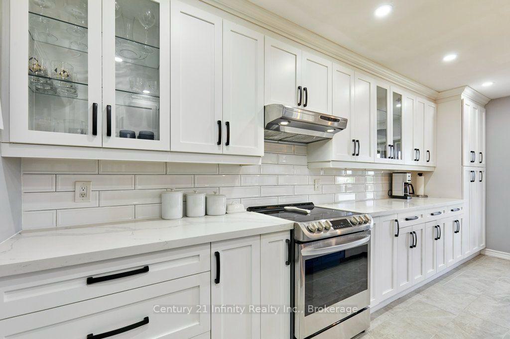 Photo 24 of 8 Murkar Crescent, Whitby, Blue Grass Meadows — HOMEH