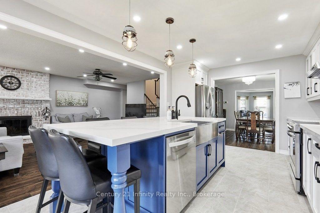 Photo 31 of 8 Murkar Crescent, Whitby, Blue Grass Meadows — HOMEH