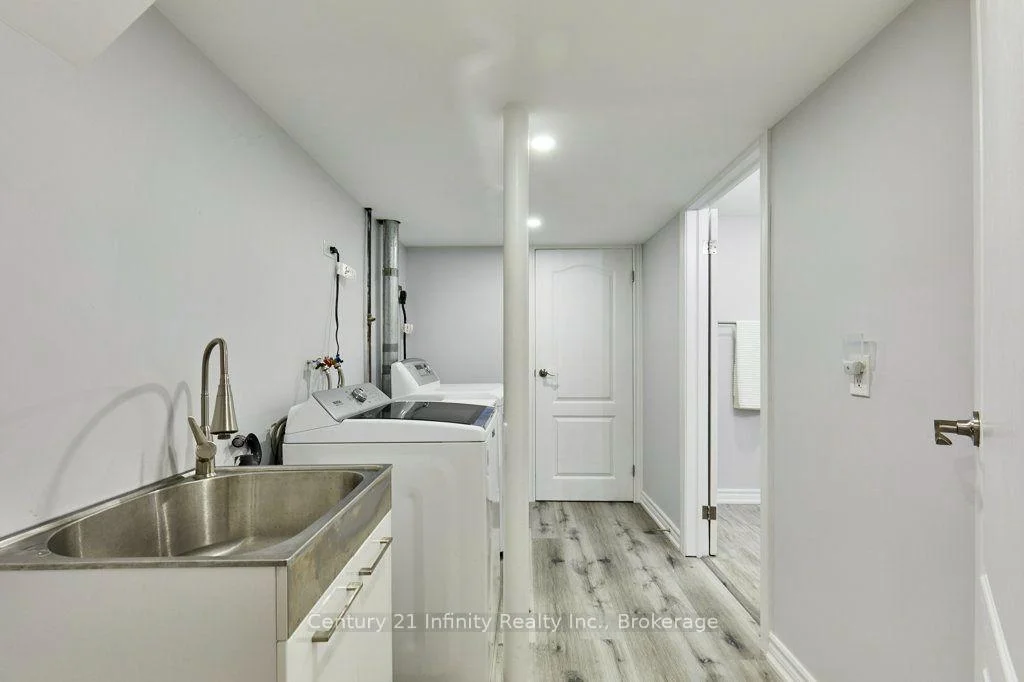 Photo 32 of 8 Murkar Crescent, Whitby, Blue Grass Meadows — HOMEH