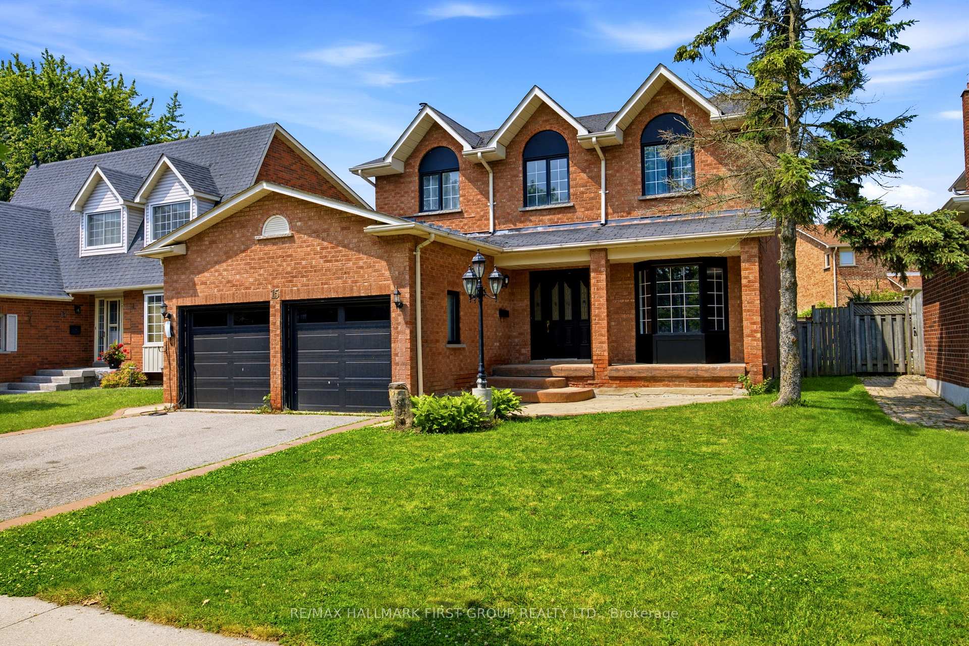 Photo 2 of 15 Sallis Drive, Ajax, South East — HOMEH