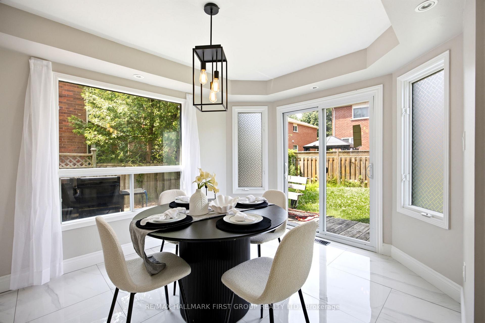 Photo 13 of 15 Sallis Drive, Ajax, South East — HOMEH