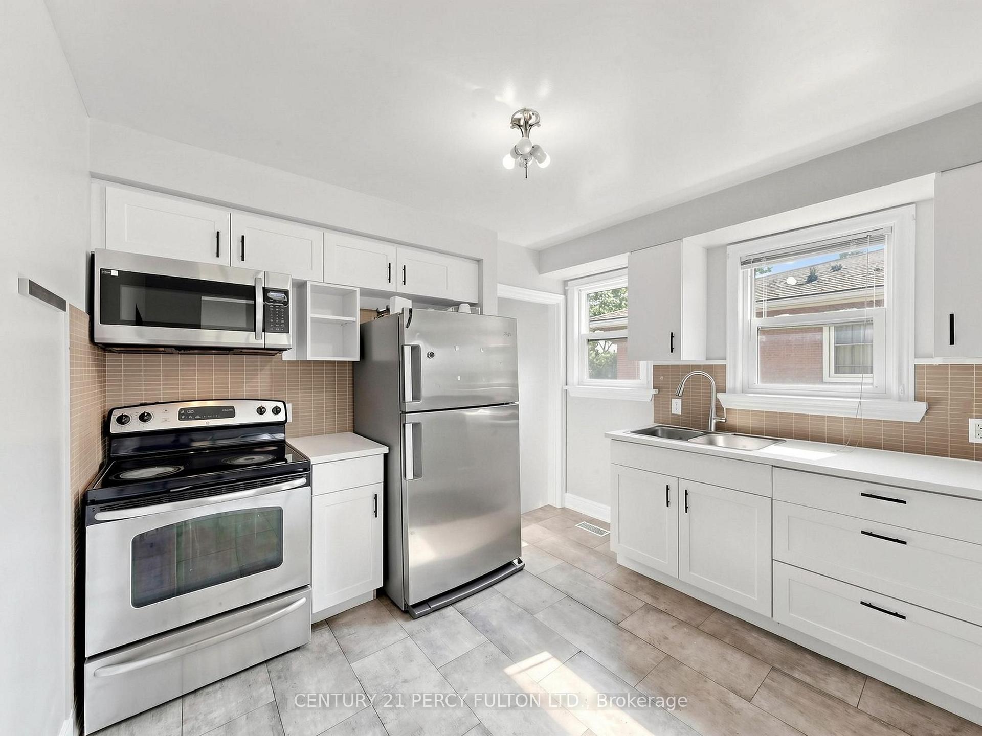 Photo 8 of 25 Kenwood Crescent, Hamilton, Huntington — HOMEH