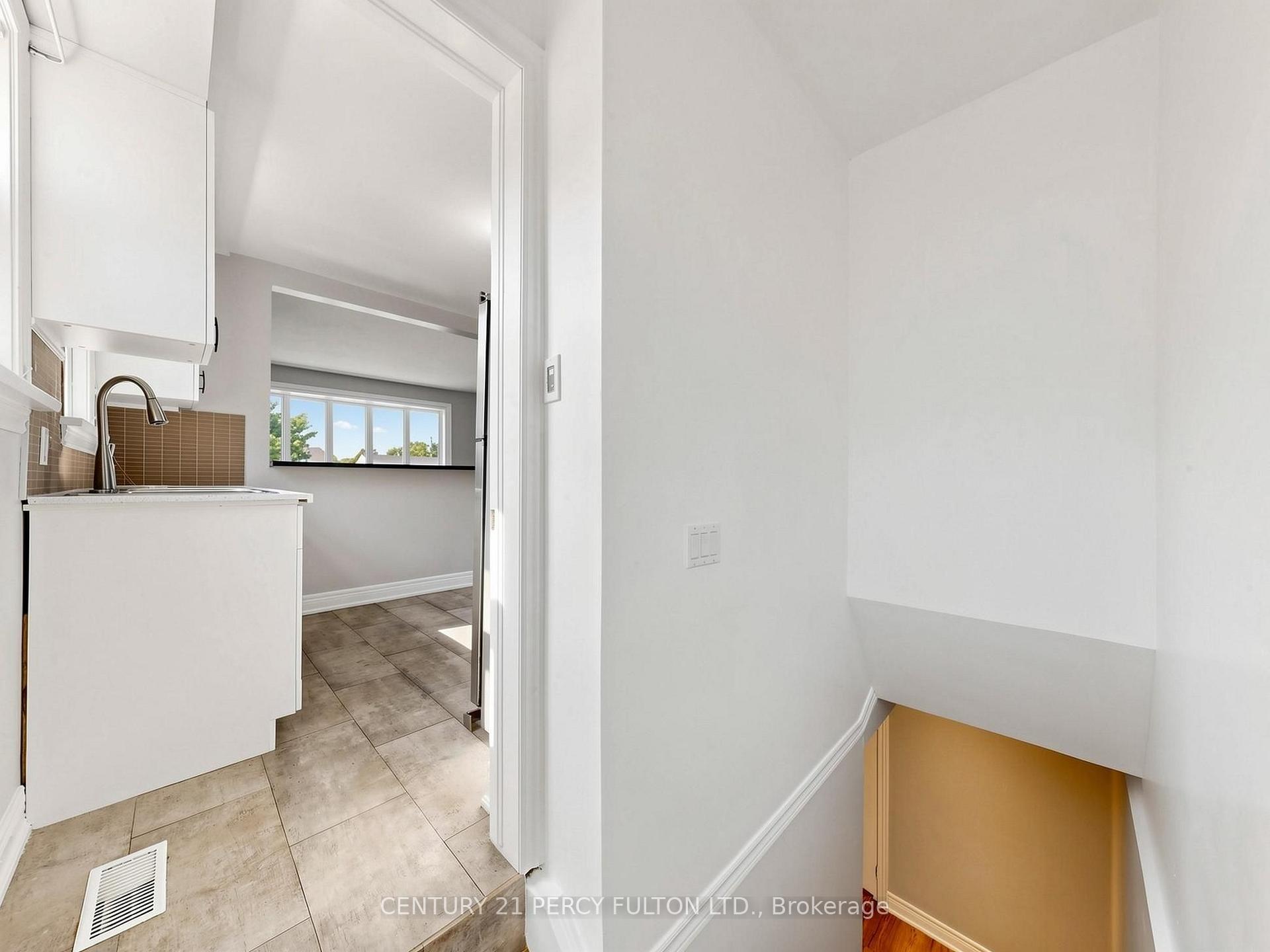 Photo 28 of 25 Kenwood Crescent, Hamilton, Huntington — HOMEH