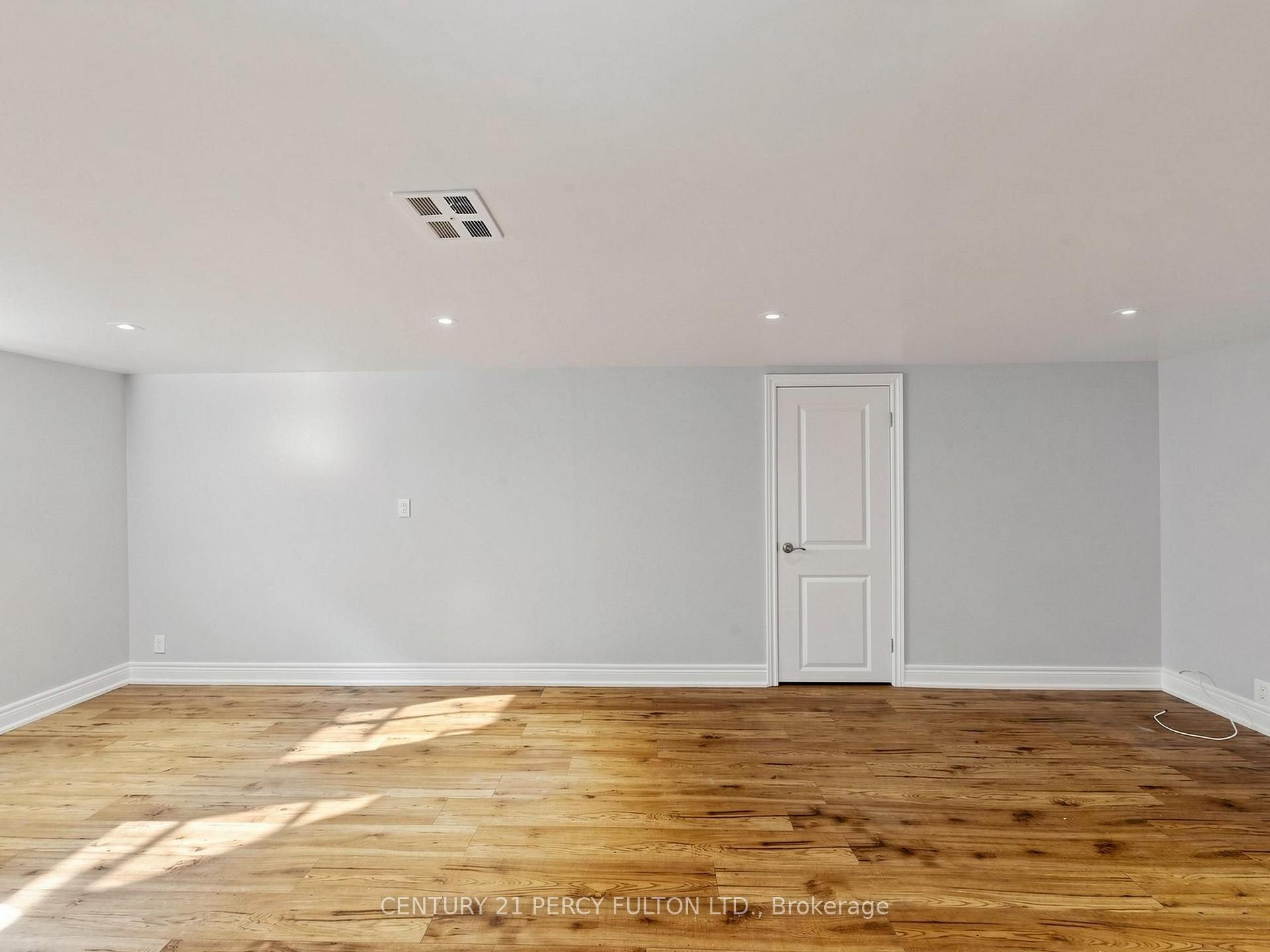 Photo 31 of 25 Kenwood Crescent, Hamilton, Huntington — HOMEH