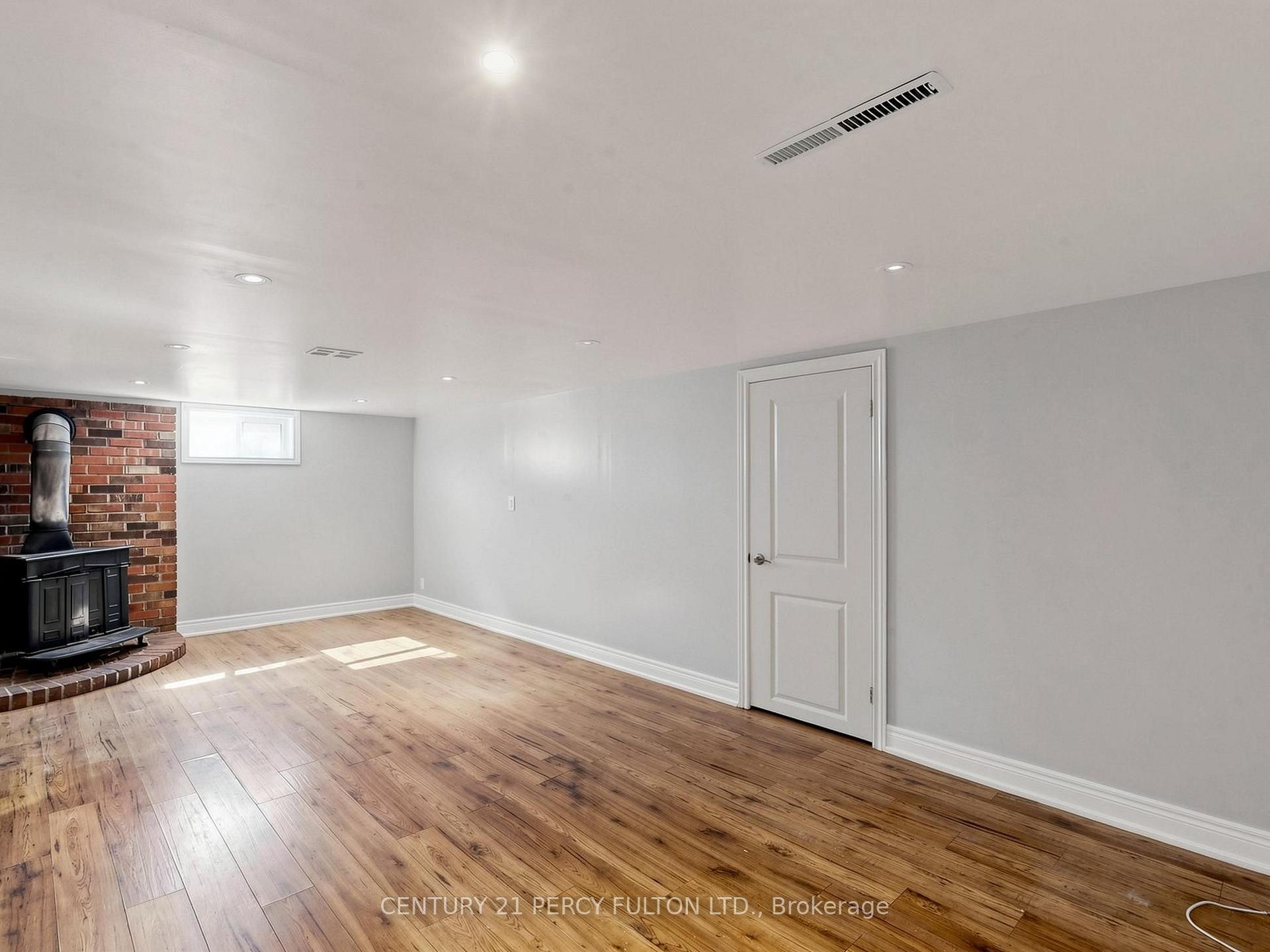 Photo 32 of 25 Kenwood Crescent, Hamilton, Huntington — HOMEH