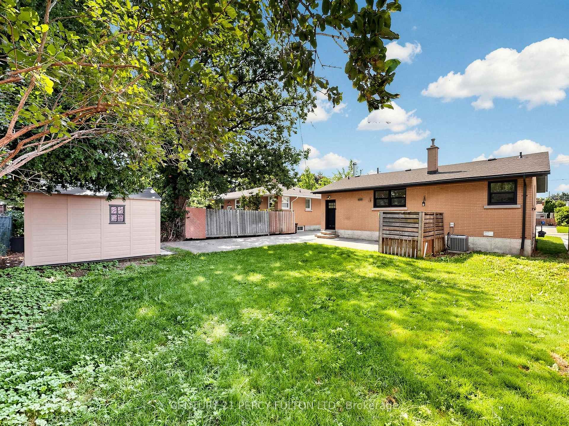 Photo 46 of 25 Kenwood Crescent, Hamilton, Huntington — HOMEH