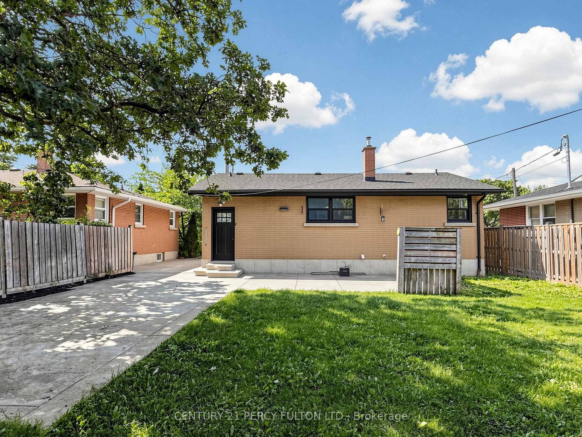 Photo 49 of 25 Kenwood Crescent, Hamilton, Huntington — HOMEH