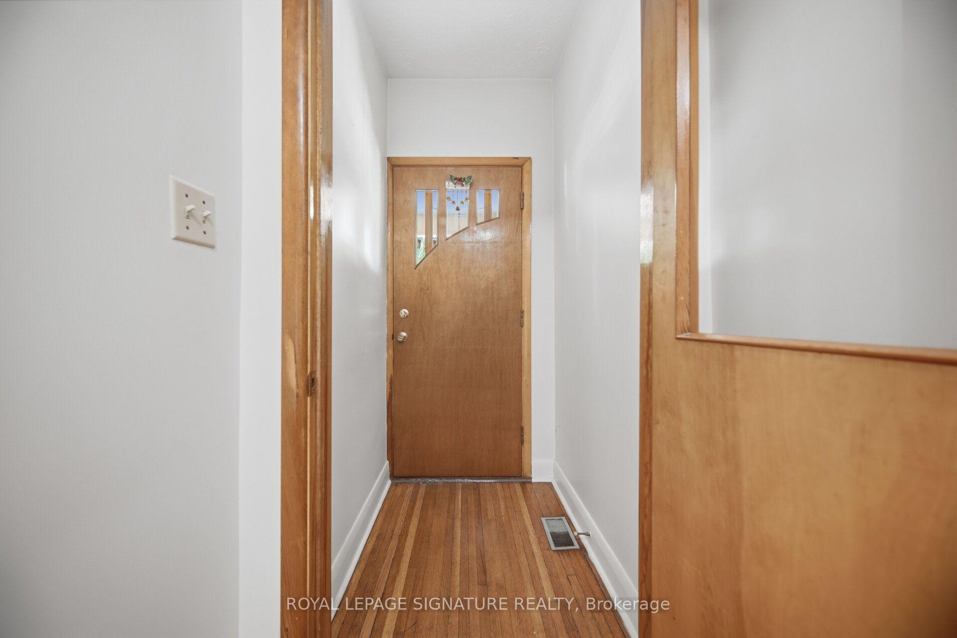 Photo 6 of 43 Marchmount Road, Toronto, Wychwood — HOMEH
