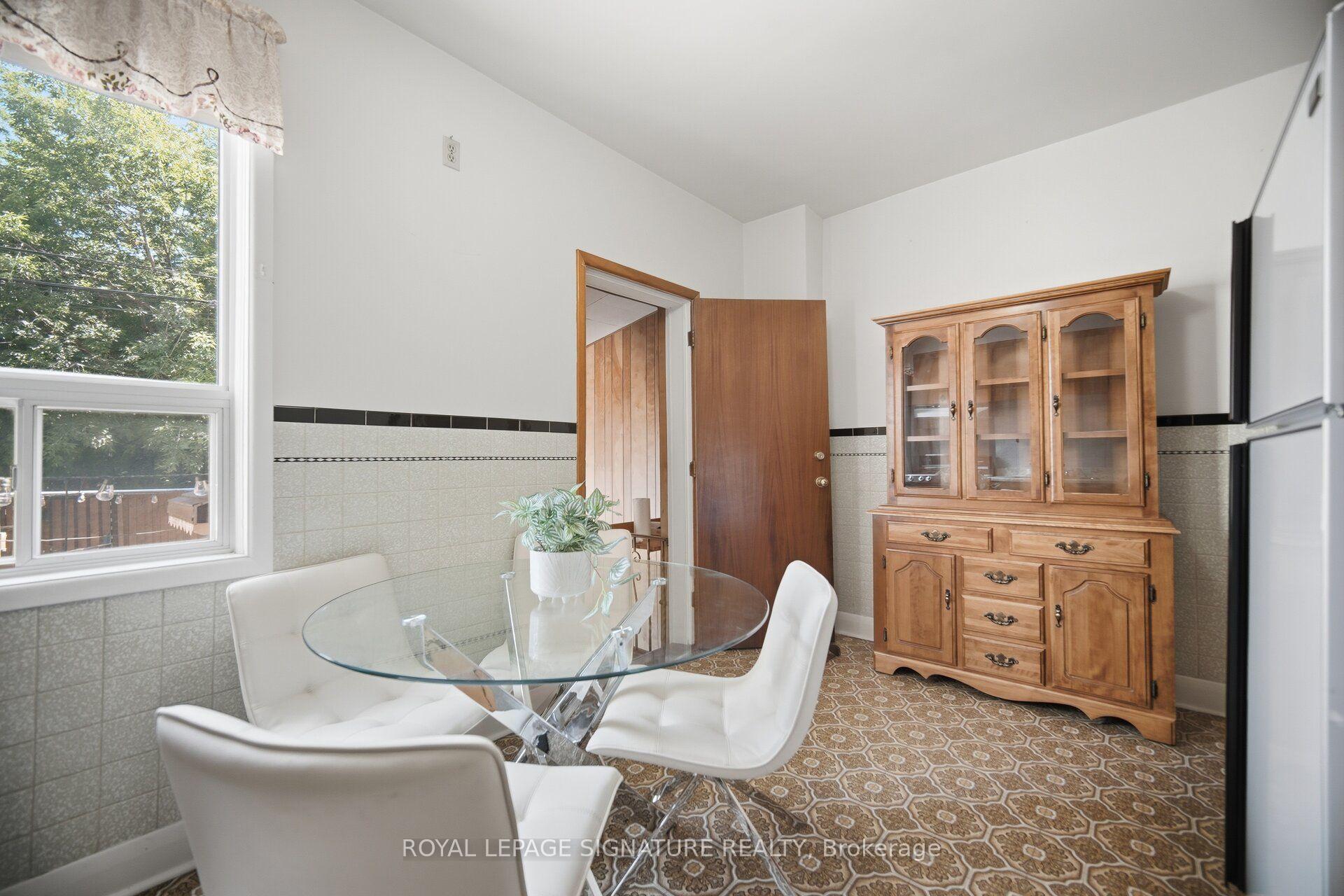 Photo 21 of 43 Marchmount Road, Toronto, Wychwood — HOMEH