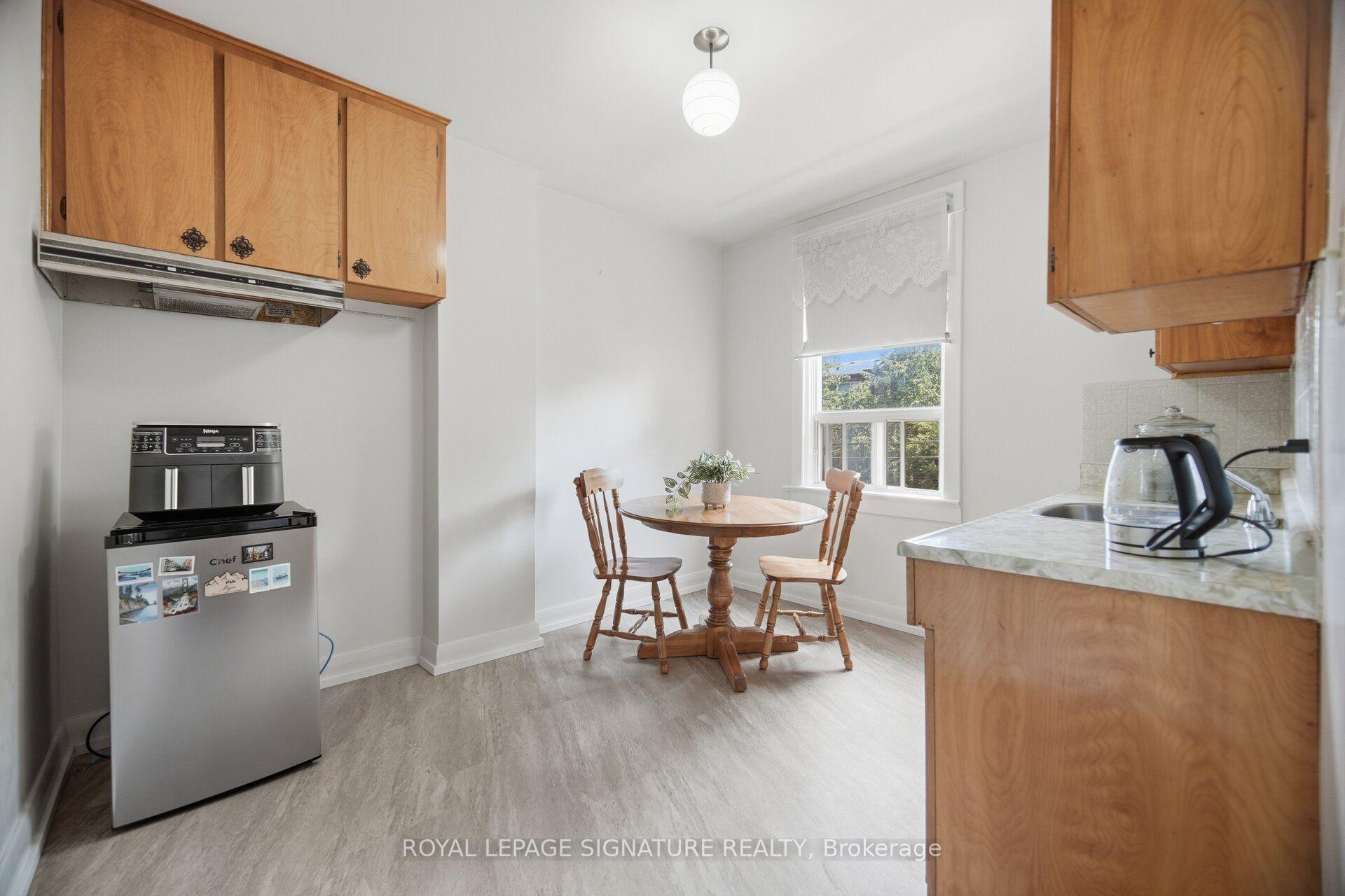 Photo 23 of 43 Marchmount Road, Toronto, Wychwood — HOMEH