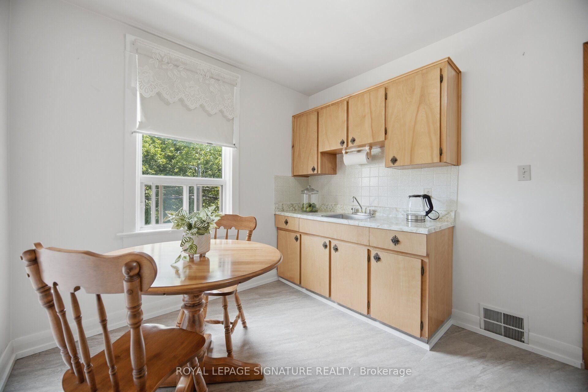 Photo 24 of 43 Marchmount Road, Toronto, Wychwood — HOMEH