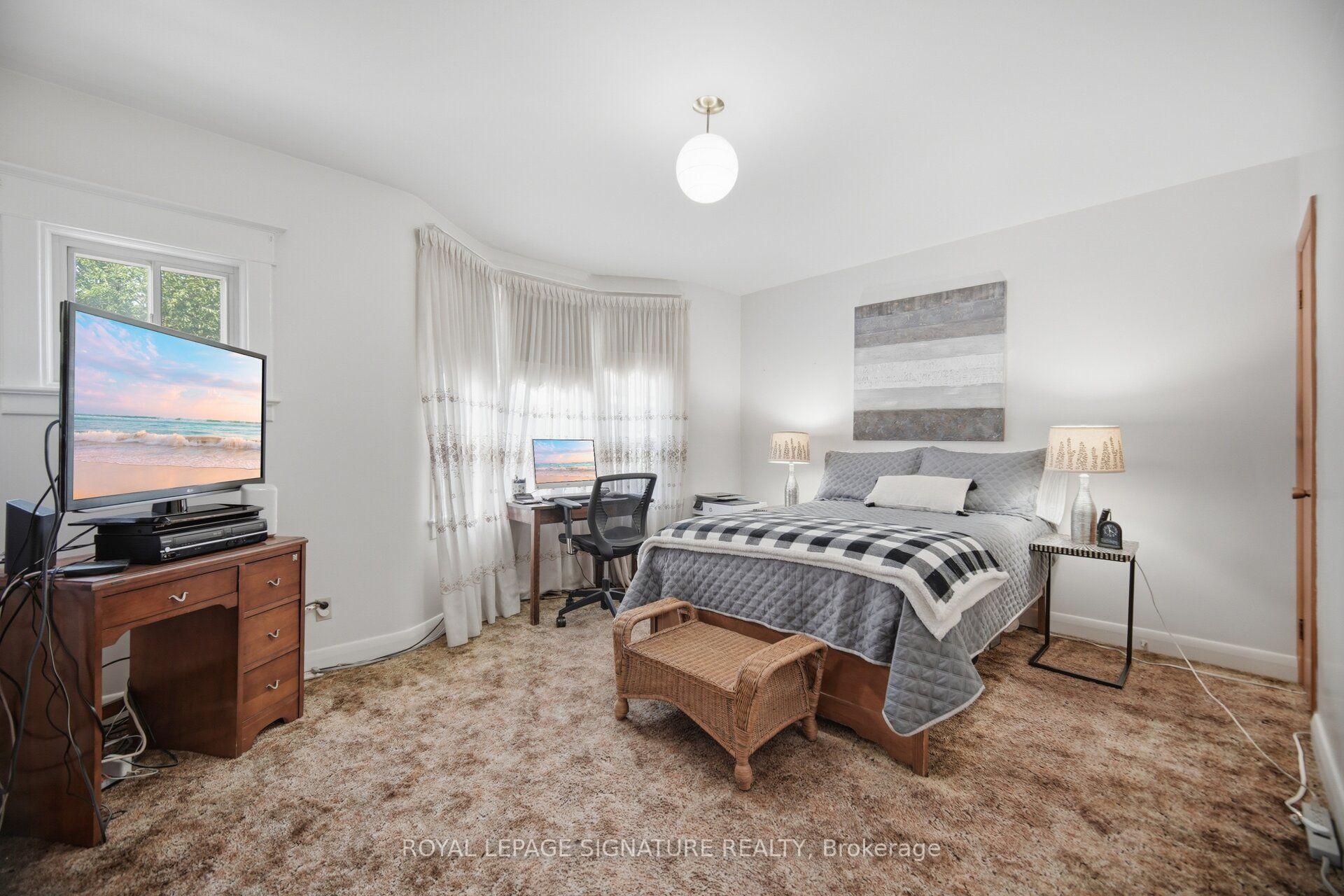Photo 26 of 43 Marchmount Road, Toronto, Wychwood — HOMEH