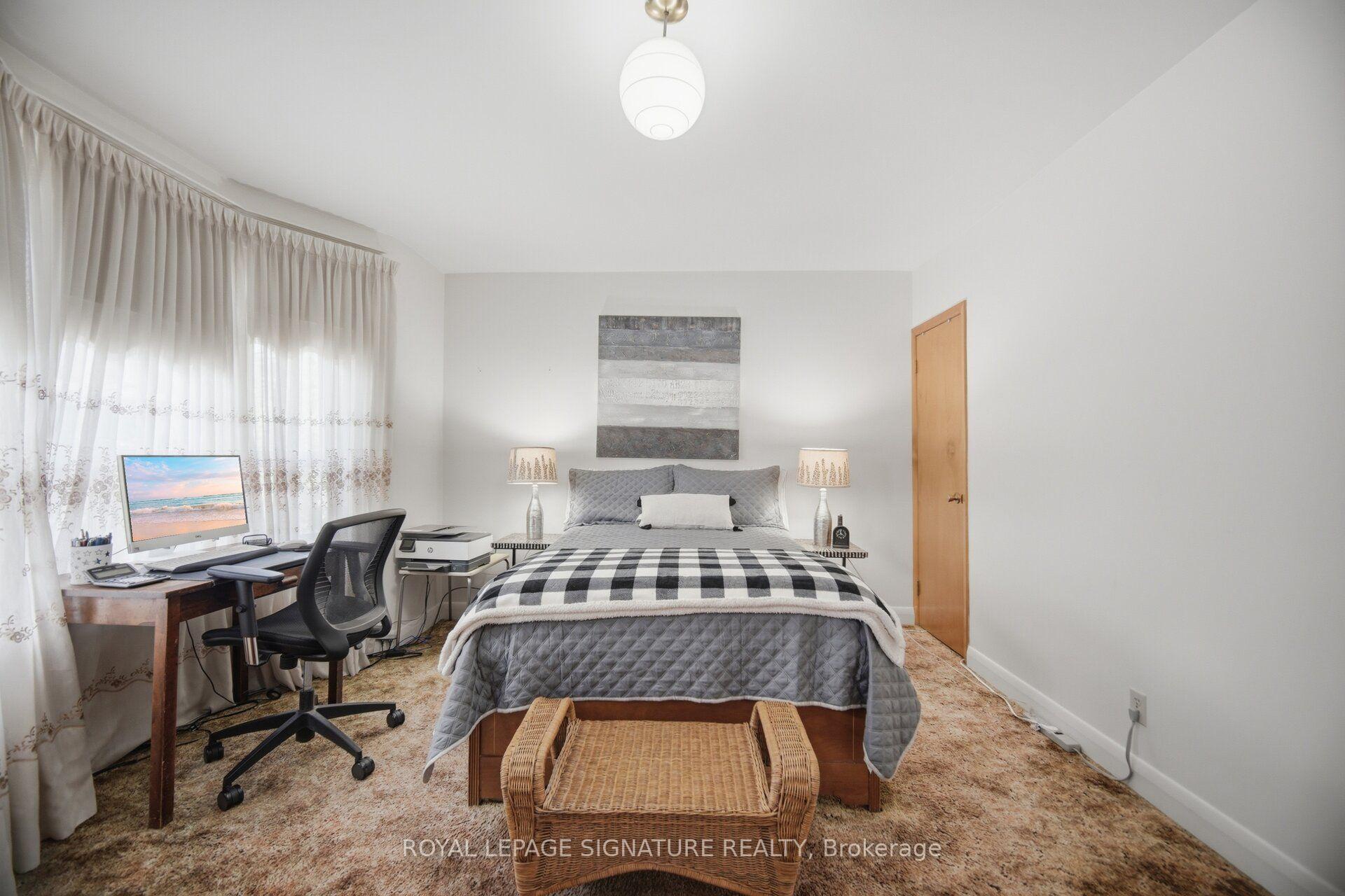 Photo 27 of 43 Marchmount Road, Toronto, Wychwood — HOMEH