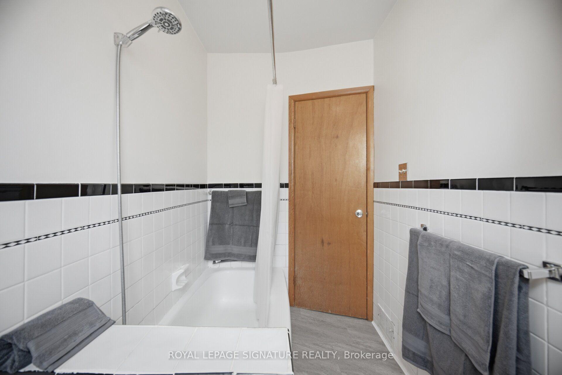 Photo 31 of 43 Marchmount Road, Toronto, Wychwood — HOMEH