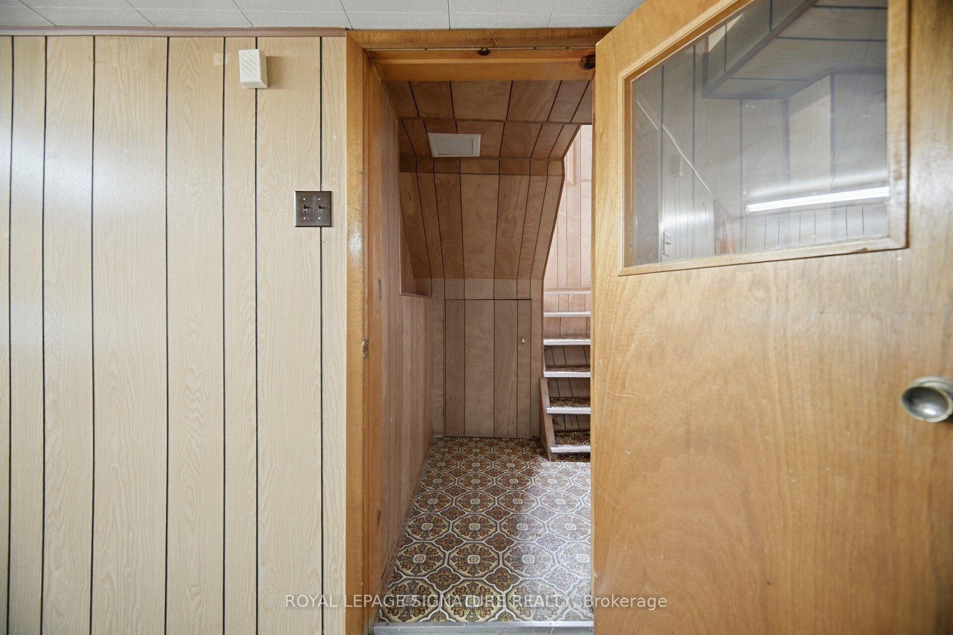 Photo 38 of 43 Marchmount Road, Toronto, Wychwood — HOMEH