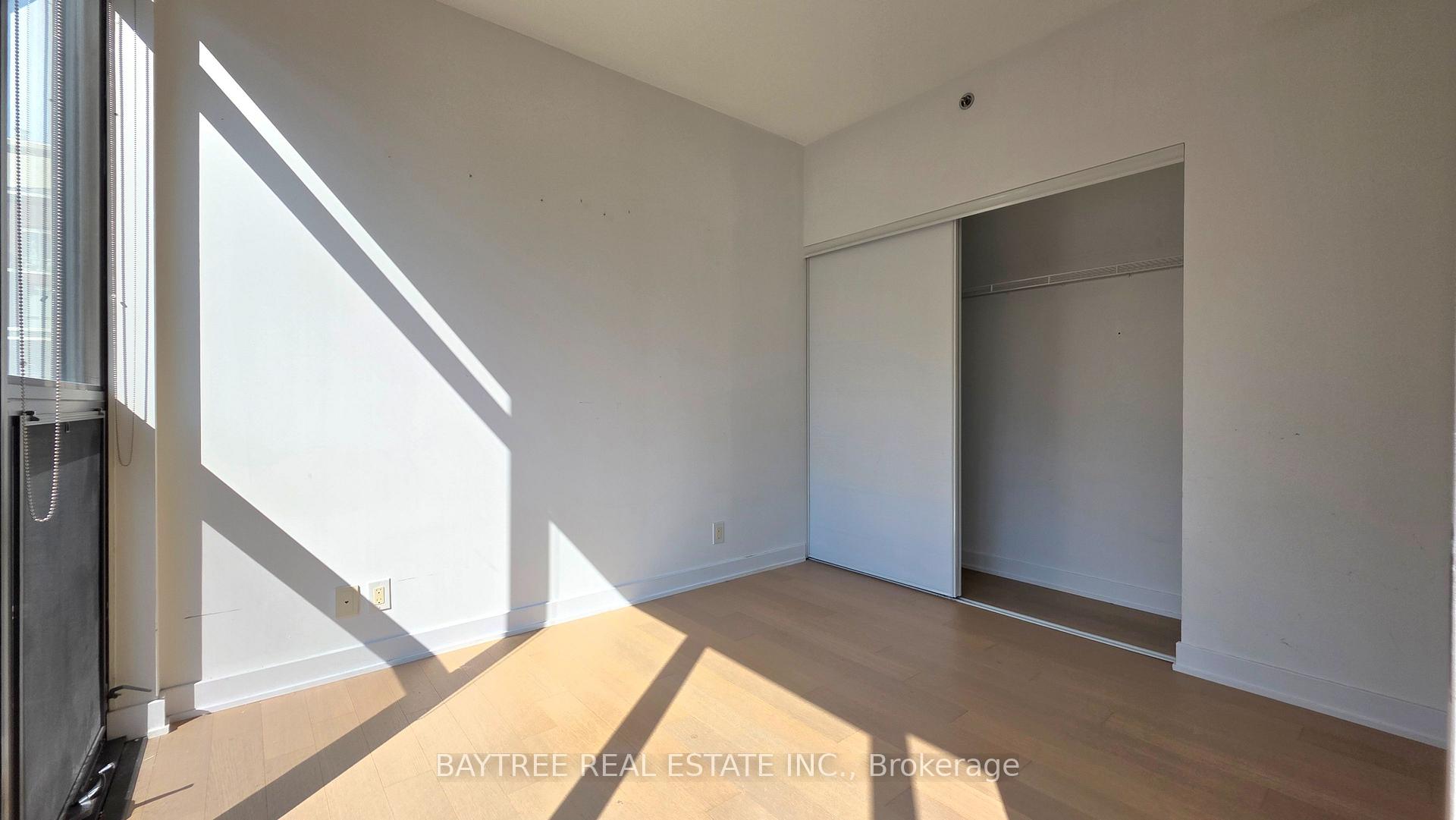 Photo 4 of Unit 608, 15 Beverley Street, Toronto, Kensington-Chinatown — HOMEH