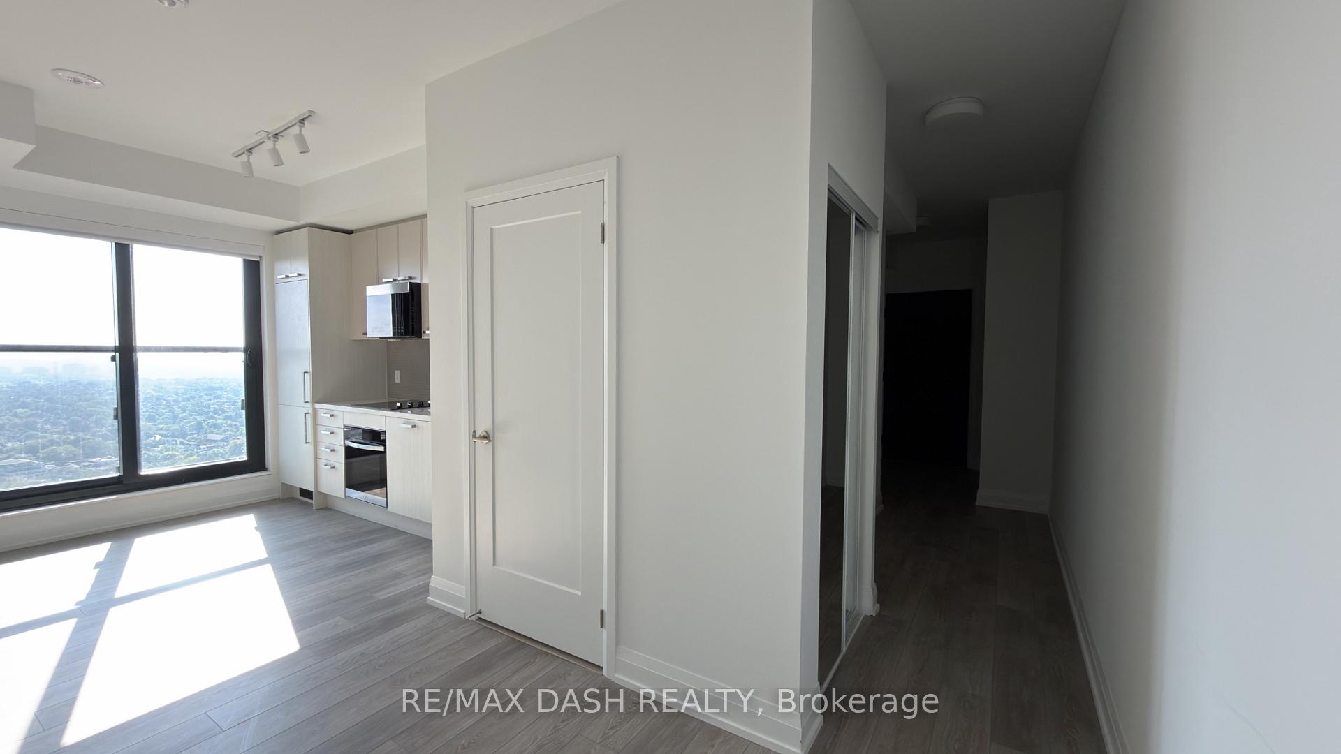 Photo 7 of Unit 3702, 20 Soudan Avenue, Toronto, Mount Pleasant West — HOMEH