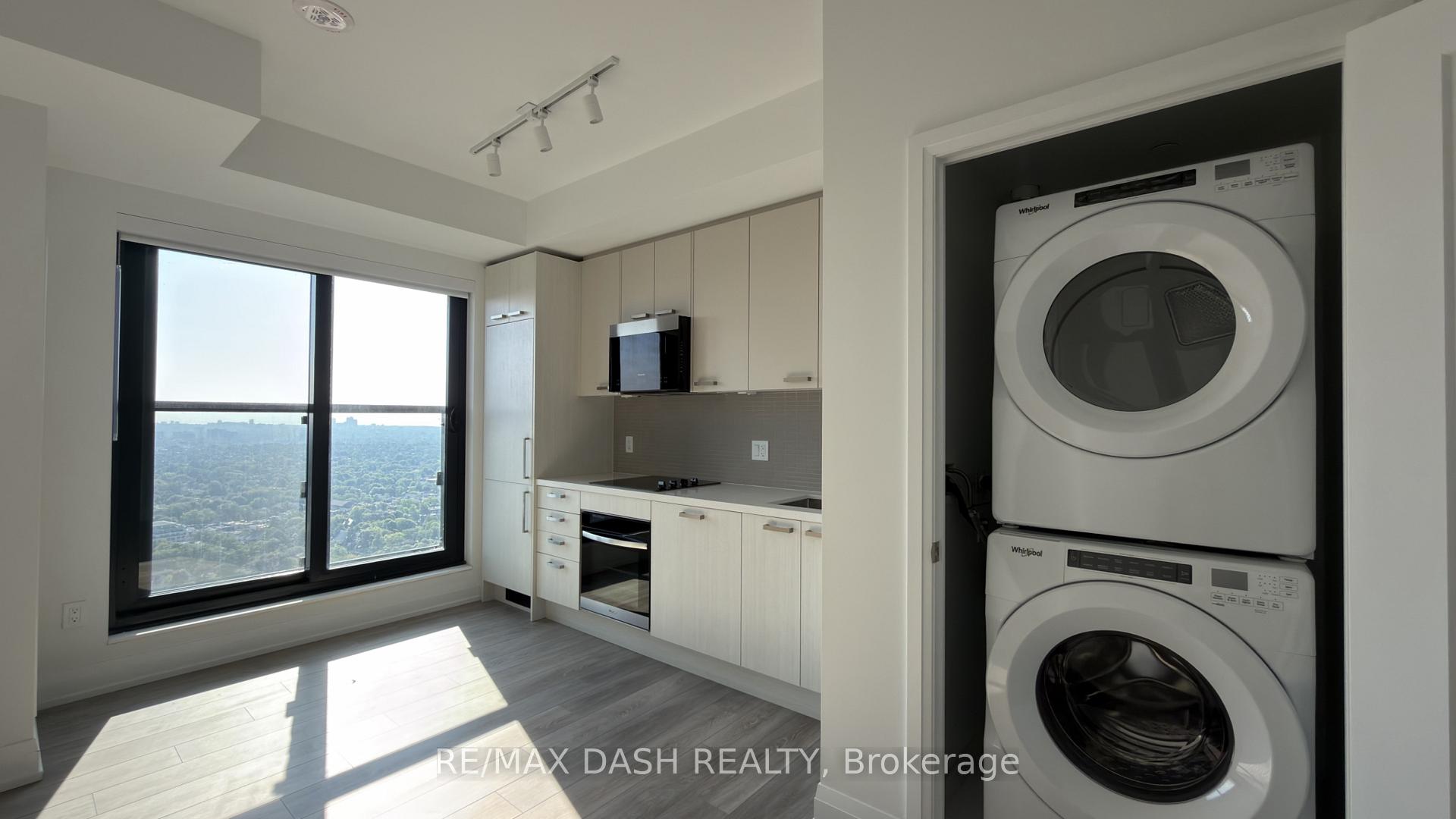 Photo 10 of Unit 3702, 20 Soudan Avenue, Toronto, Mount Pleasant West — HOMEH