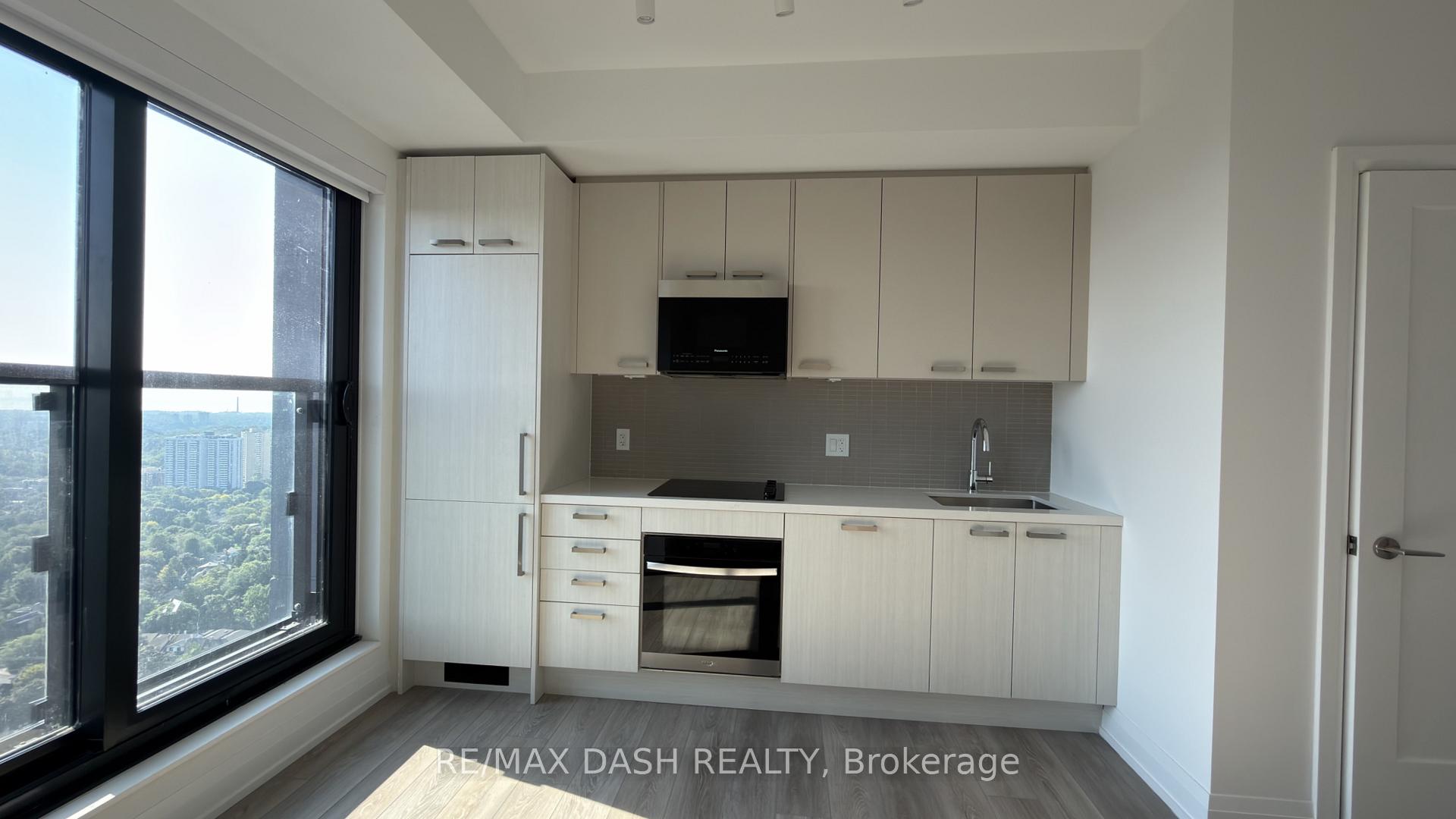 Photo 11 of Unit 3702, 20 Soudan Avenue, Toronto, Mount Pleasant West — HOMEH