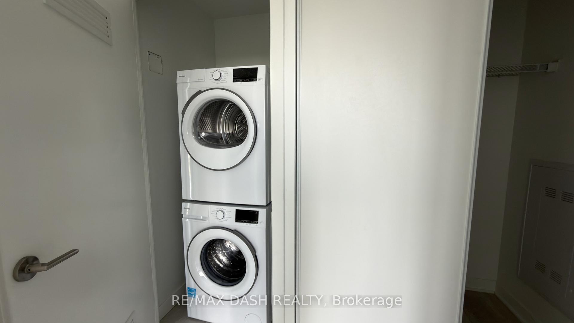Photo 15 of Unit 1620, 6 Flavelle Trail, Vaughan, Steeles West Industrial — HOMEH