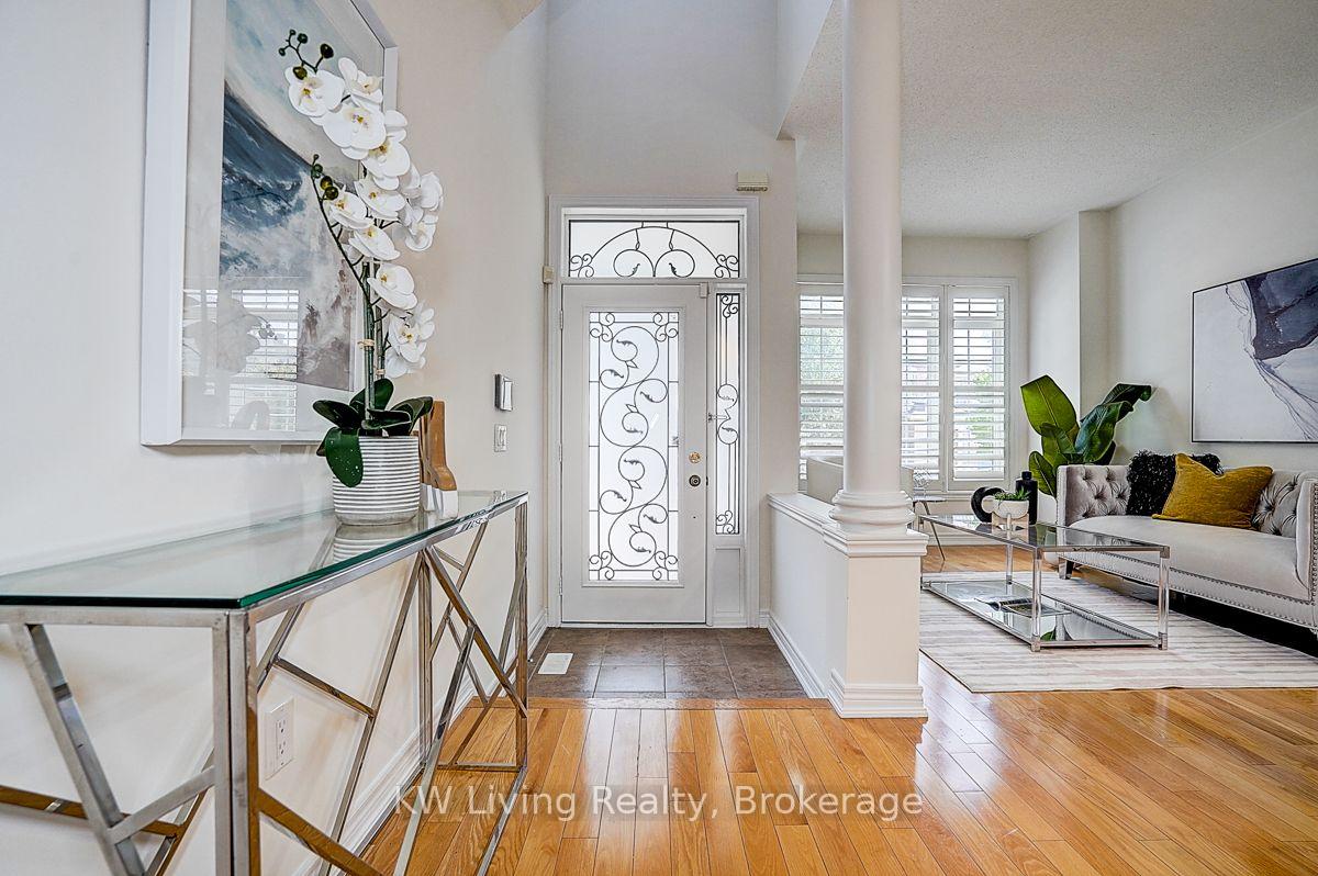 Photo 3 of 16 Florelle Drive, Markham, Wismer — HOMEH