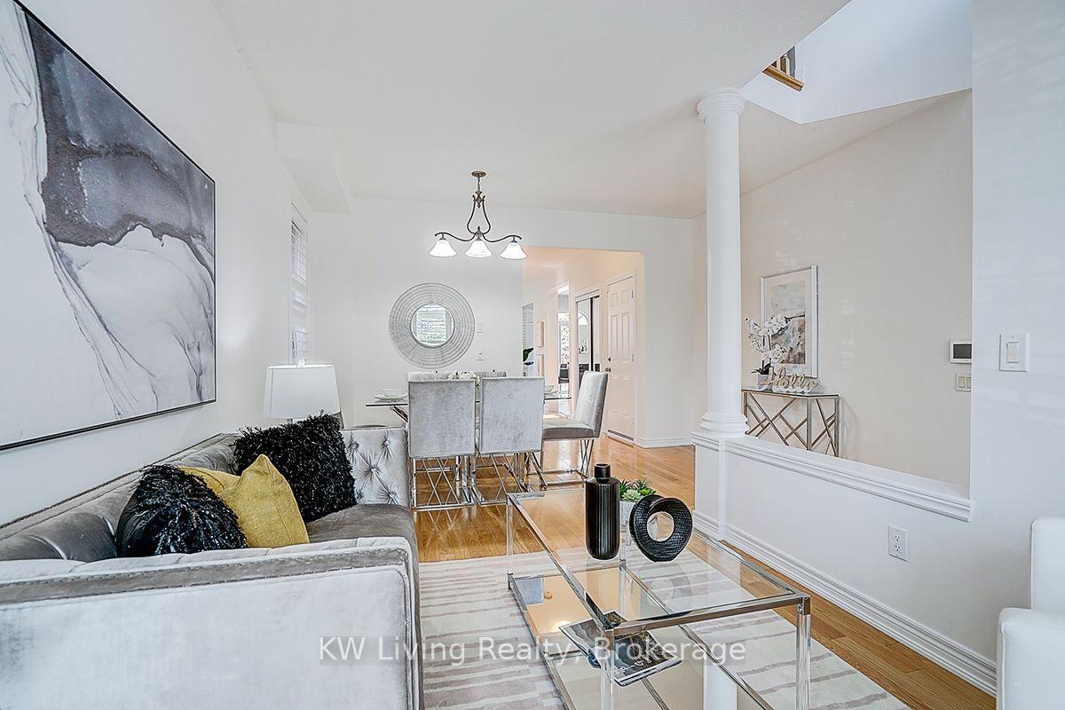 Photo 7 of 16 Florelle Drive, Markham, Wismer — HOMEH