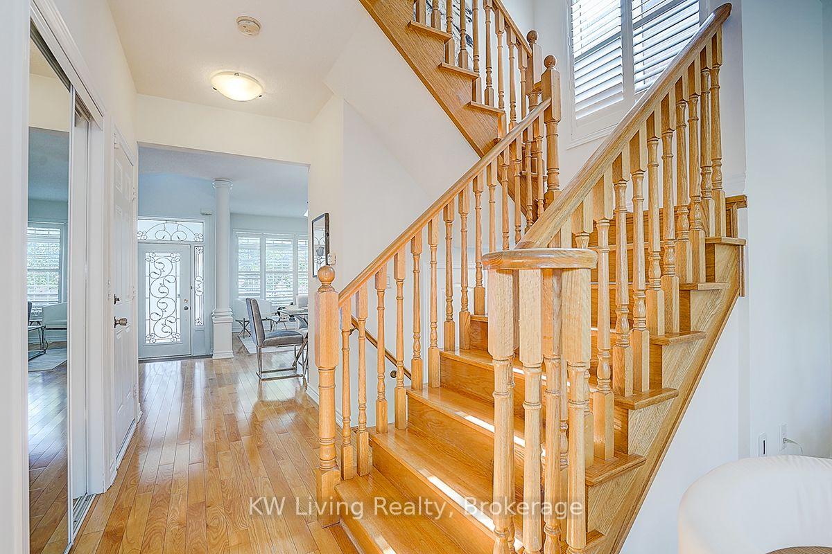 Photo 10 of 16 Florelle Drive, Markham, Wismer — HOMEH