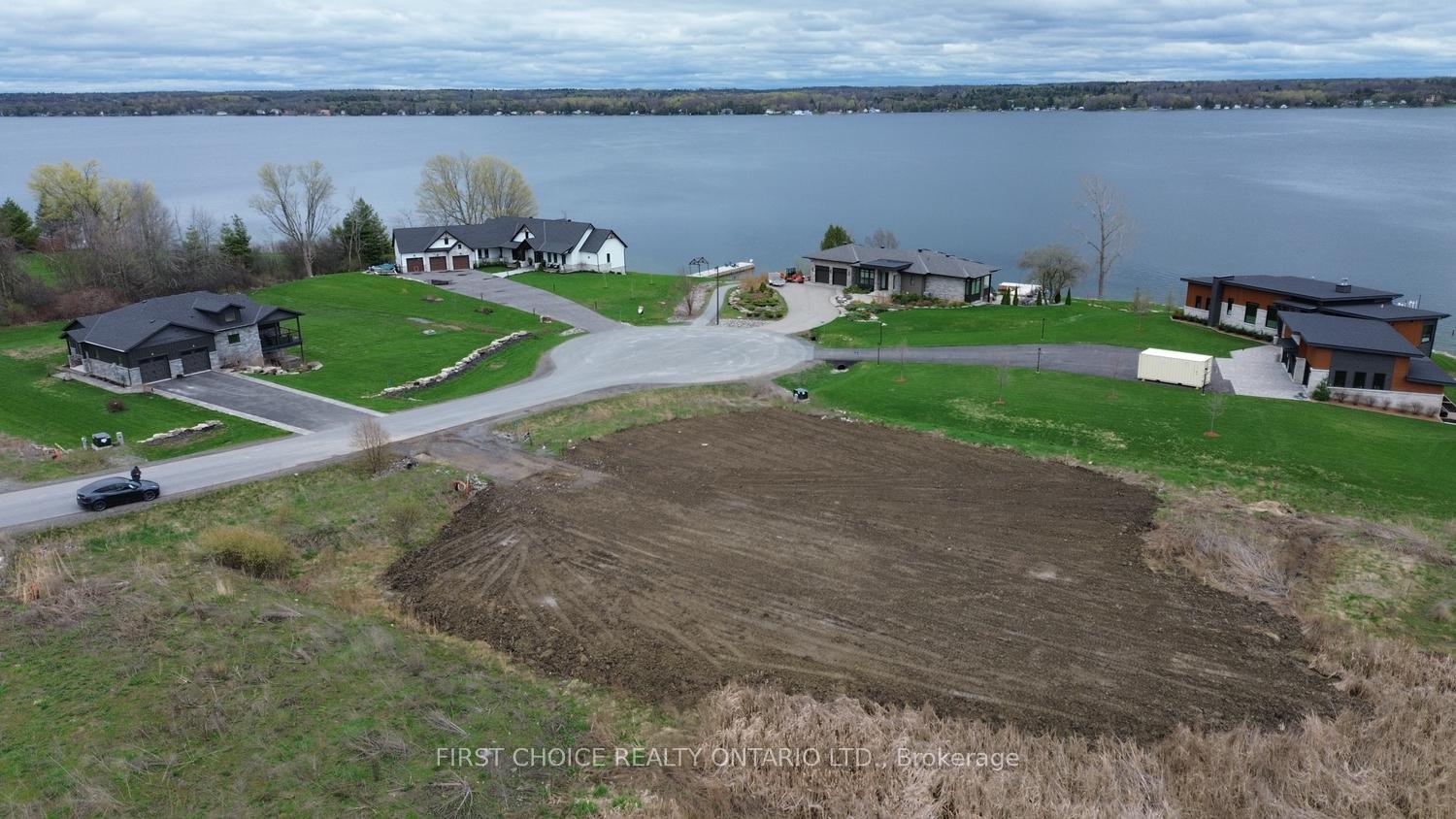Photo of 4 Shoreside Way S