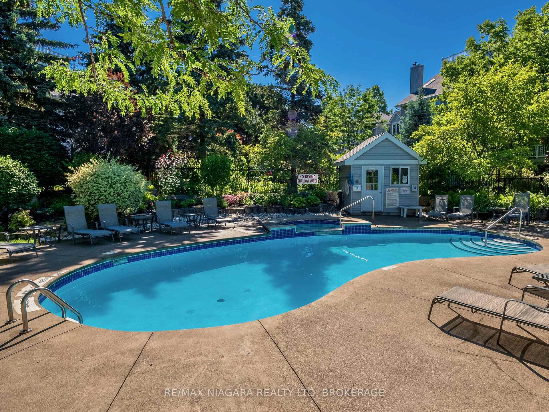 Photo 19 of Unit 23, 5 Lakeside Drive W, St. Catharines, Port Weller — HOMEH