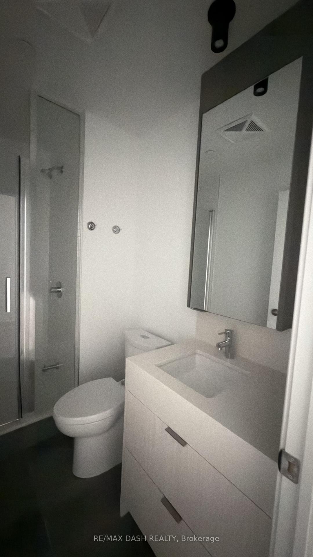 Photo 6 of Unit 802, 10 Flavelle Trail, Vaughan, Steeles West Industrial — HOMEH