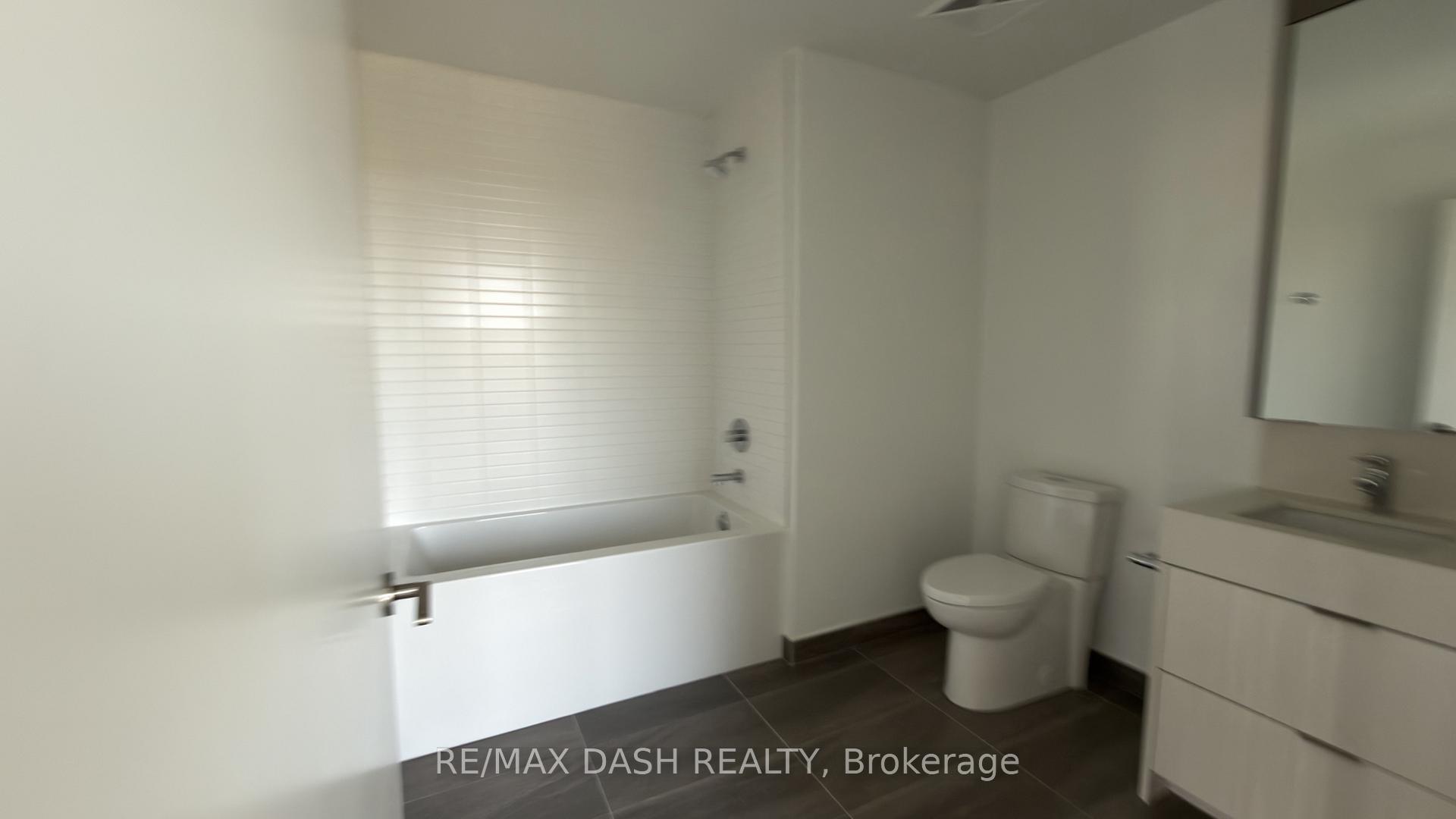 Photo 17 of Unit 802, 10 Flavelle Trail, Vaughan, Steeles West Industrial — HOMEH