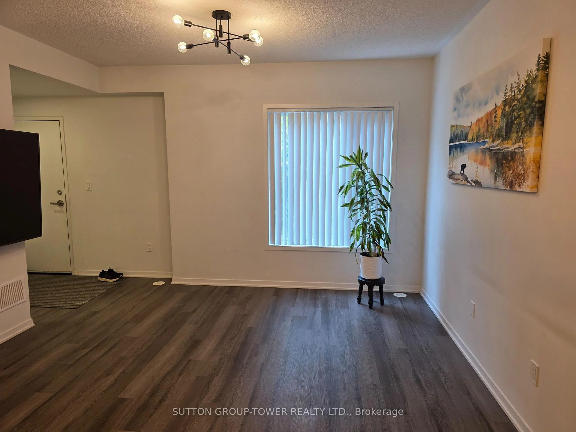 Photo 8 of Unit 157, 225 Birmingham Street, Etobicoke, New Toronto — HOMEH
