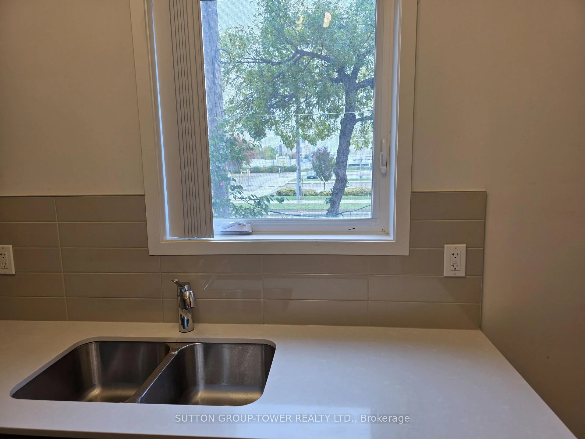 Photo 21 of Unit 157, 225 Birmingham Street, Etobicoke, New Toronto — HOMEH